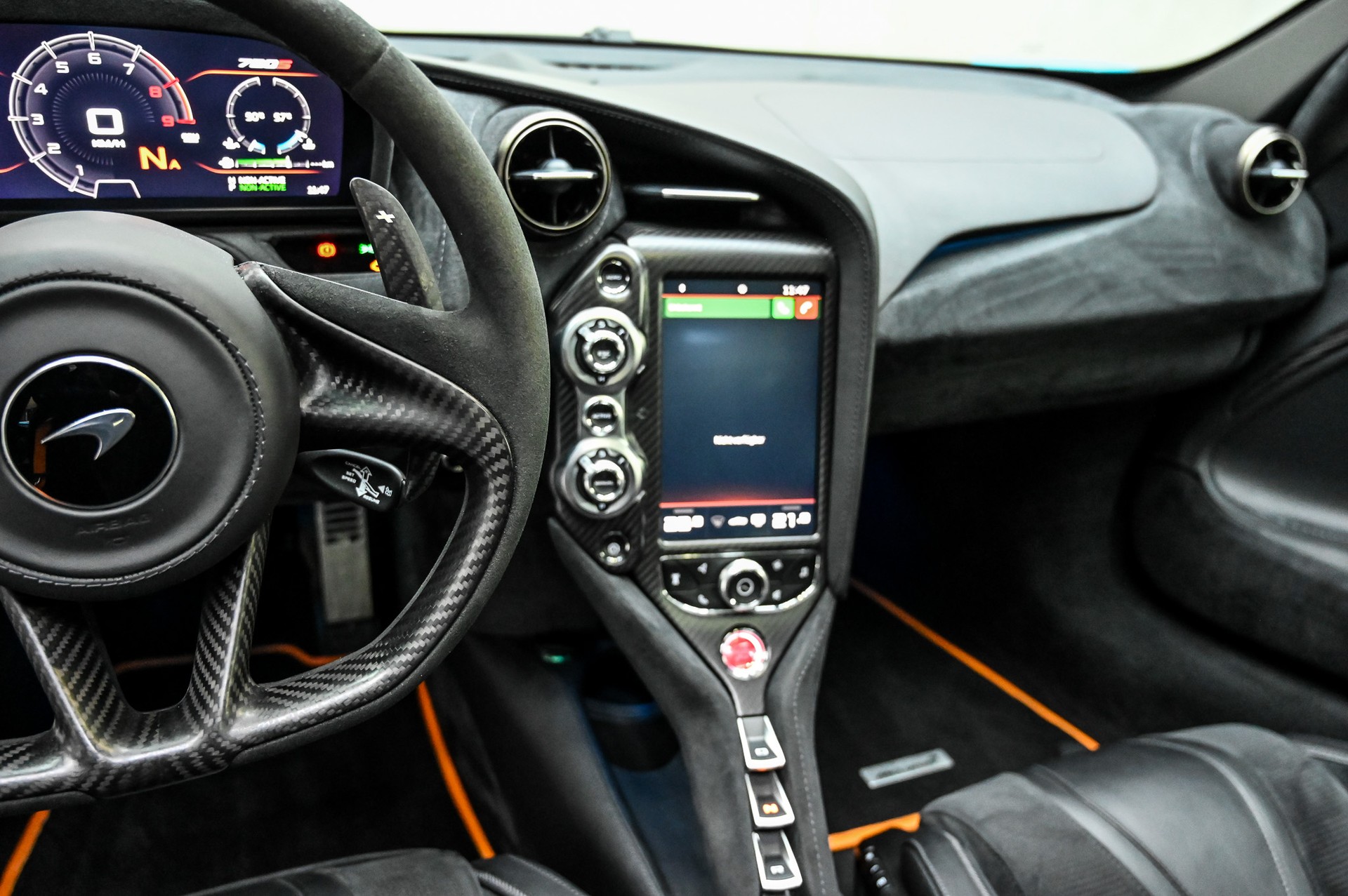 McLAREN 720S Coupé Performance 4.0 V8 SSG-image-25