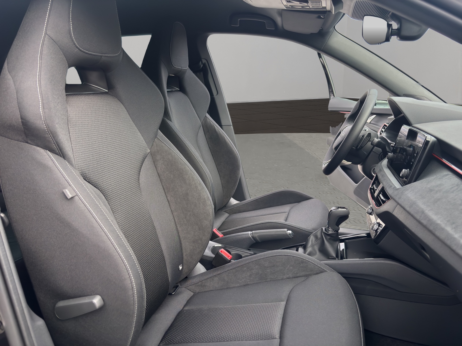 SKODA Scala 1.5 TSI Dynamic DSG-image-14