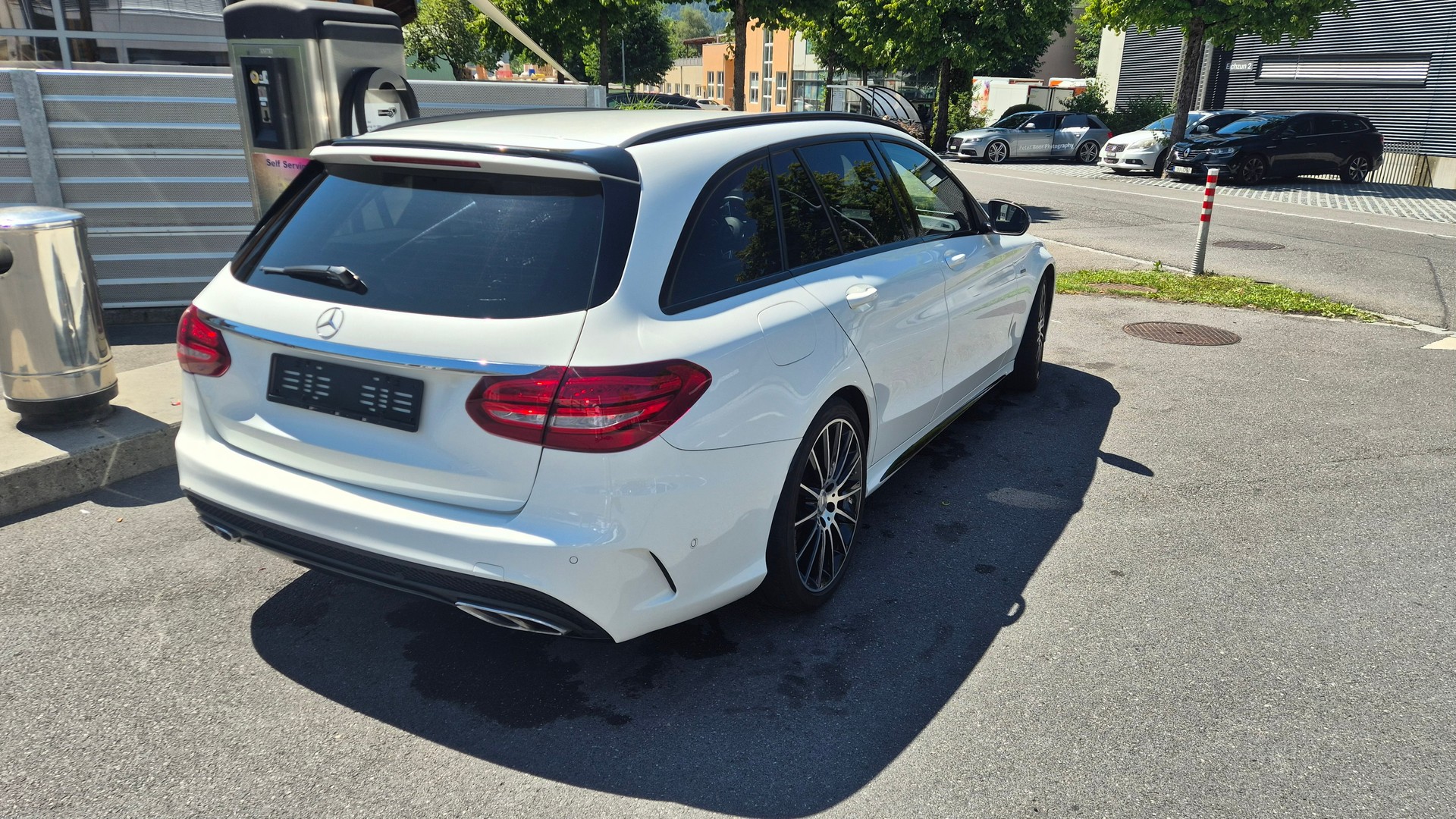 MERCEDES-BENZ C 450 AMG 4matic-image-3