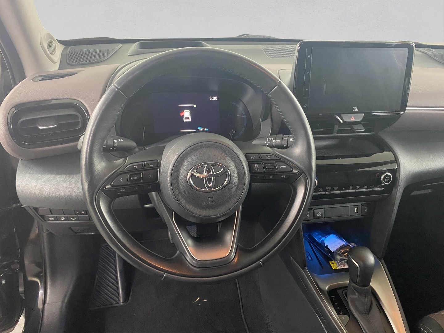 TOYOTA Yaris Cross 1.5 Trend e-CVT AWDi-image-10