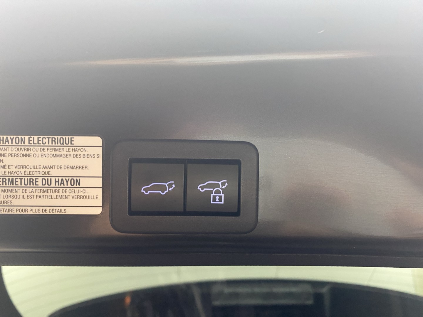 TOYOTA Yaris Cross 1.5 Trend e-CVT AWDi-image-24