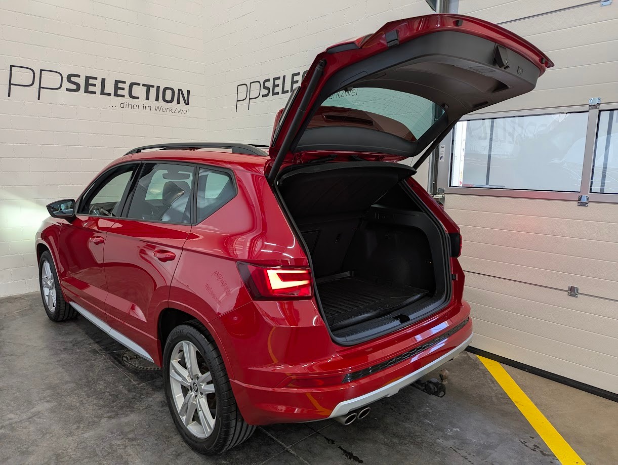 SEAT Ateca*1.HAND CH-AUTO FRISCH AB MFK+SERVICE+12MT GAR AHK 1'900KG 360CAM PANO*-image-28