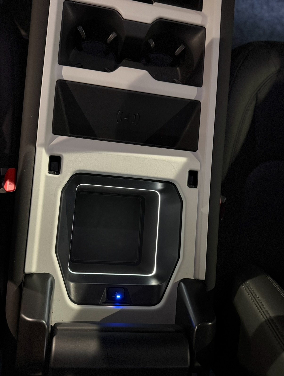 LAND ROVER Defender 110 3.0 D I6 300 X-Dynamic SE AWD AT8-image-9