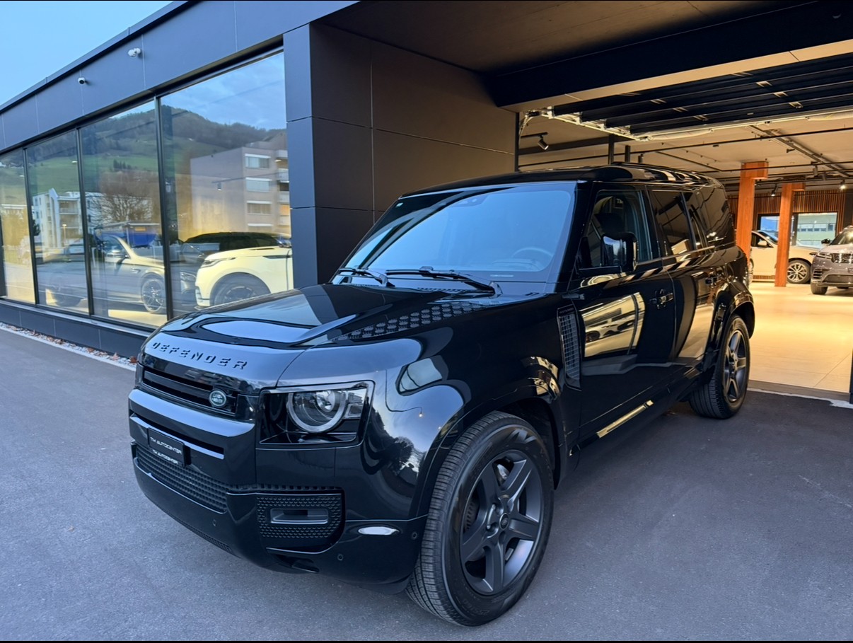 LAND ROVER Defender 110 3.0 D I6 300 X-Dynamic SE AWD AT8-image-0