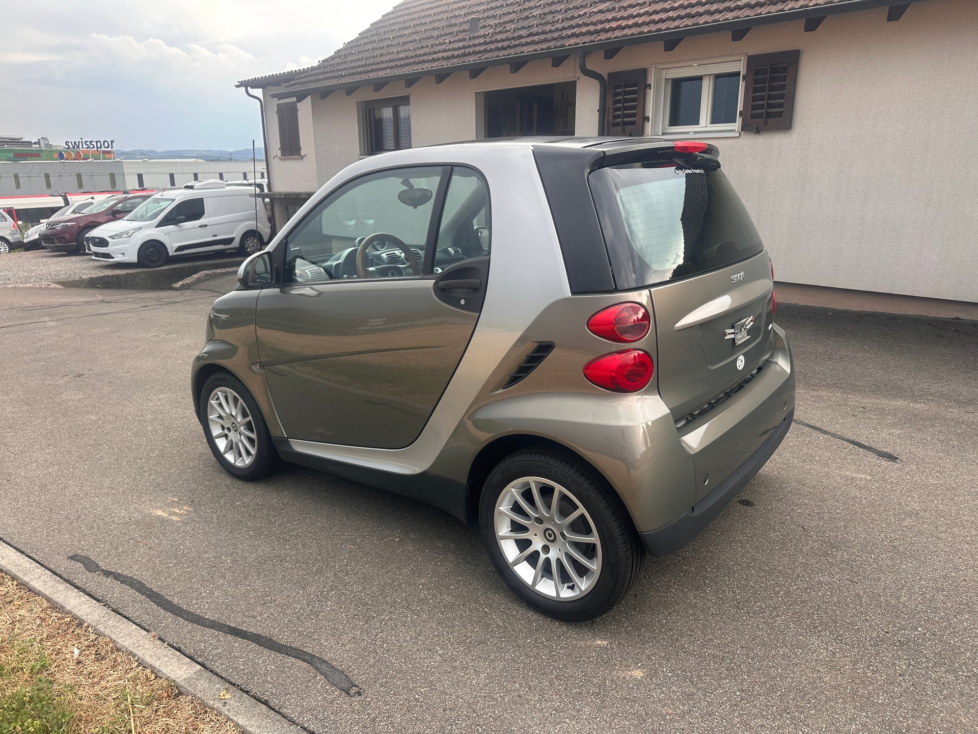 SMART fortwo pure softouch-image-1