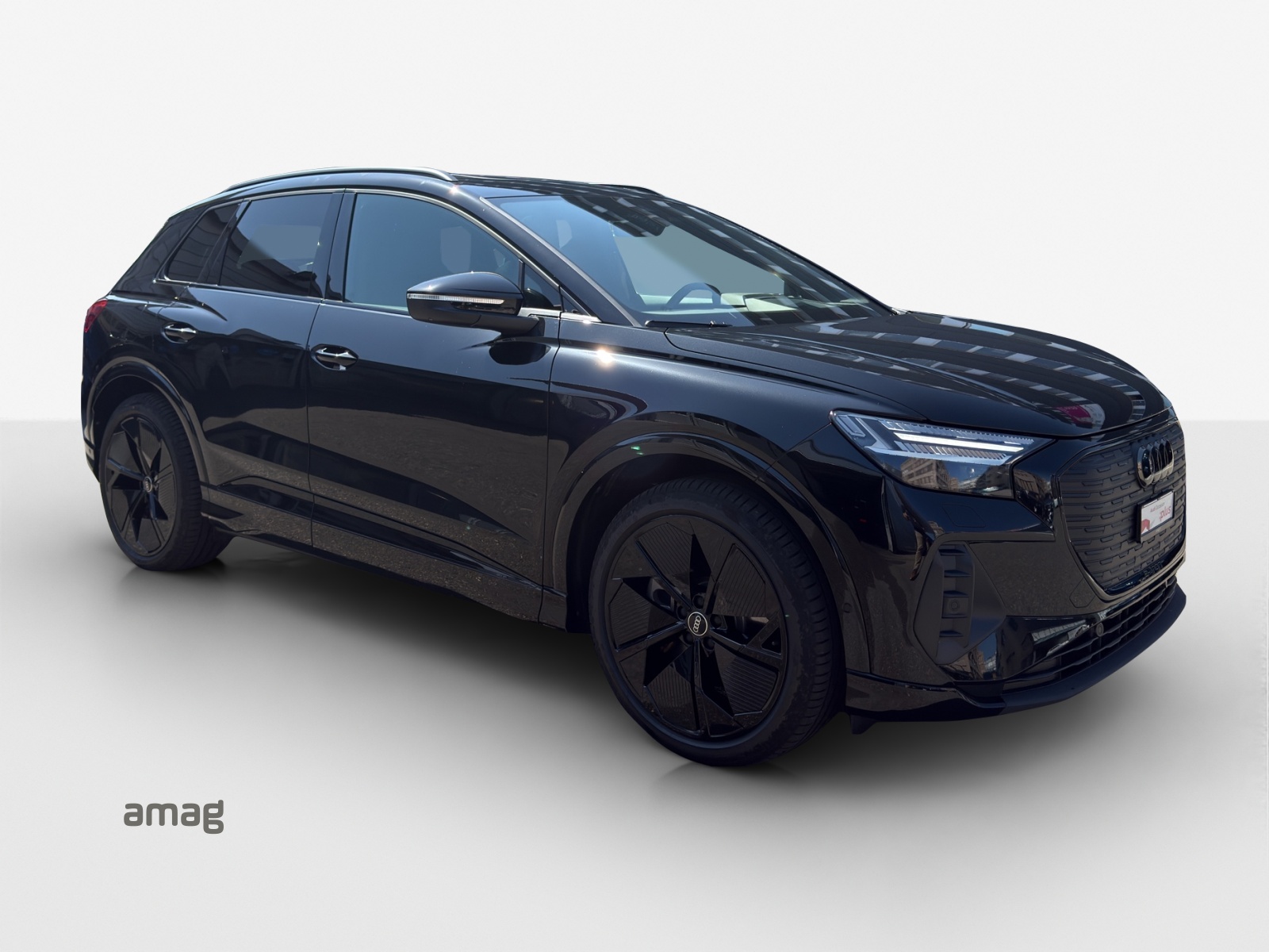 AUDI Q4 e-tron 50 quattro-image-5