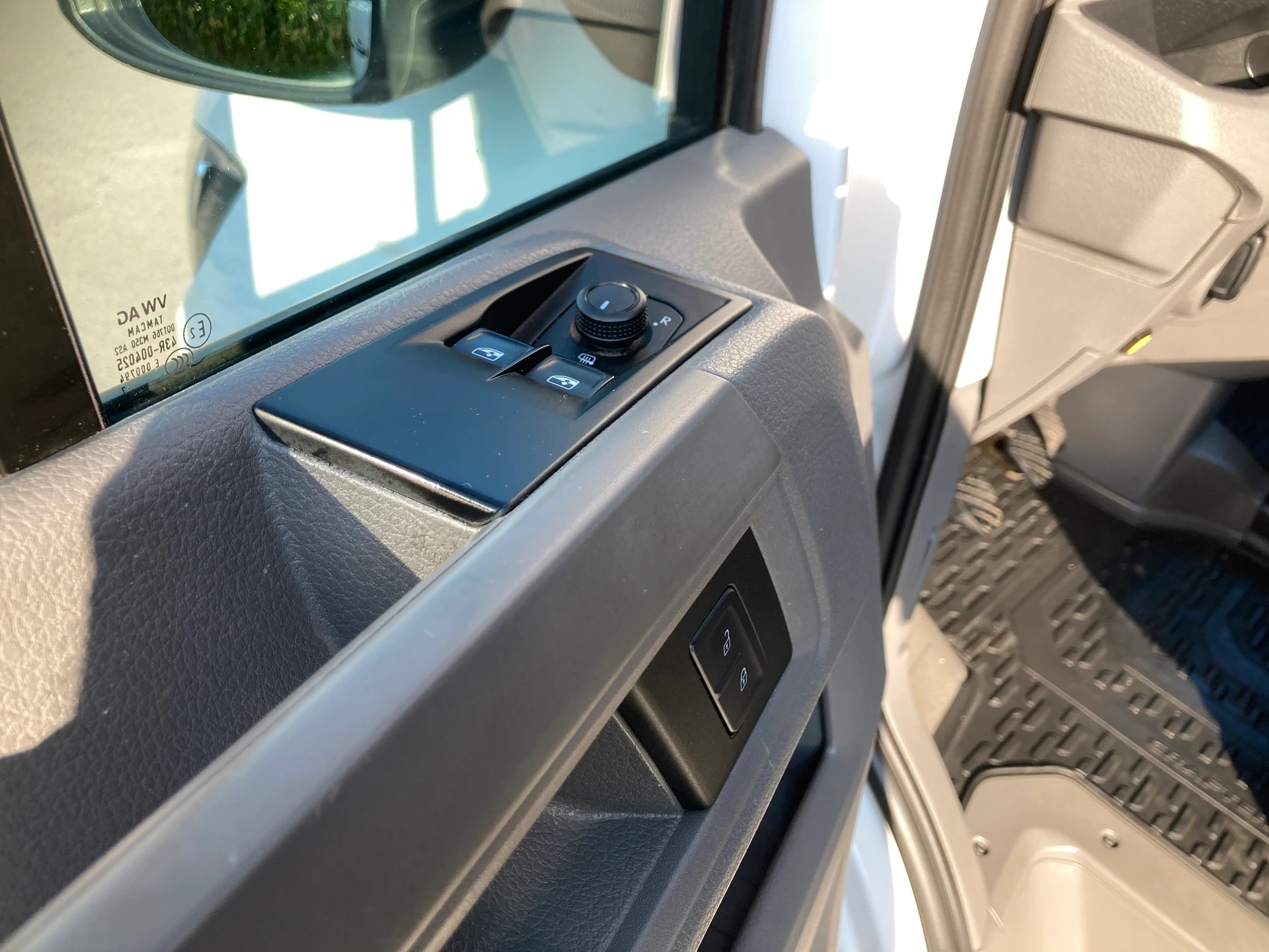 VW Crafter 35 2.0 BiTDI L3 **Kasten mit Hebebühne**-image-10
