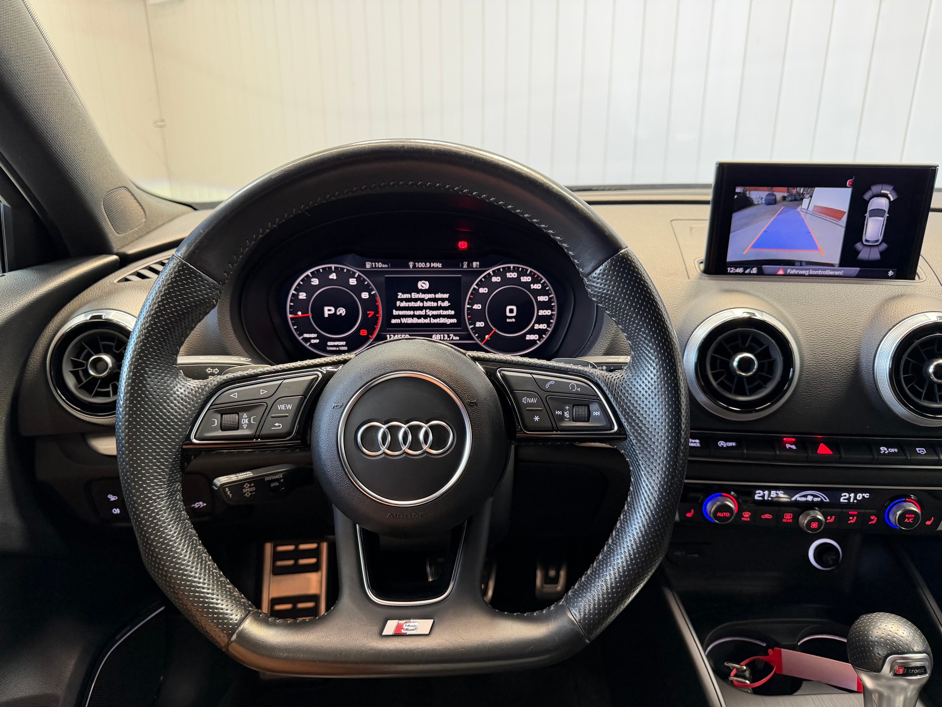 AUDI A3 Sportback 35 TFSI Sport S-tronic S-Line frisch ab MFK-image-11