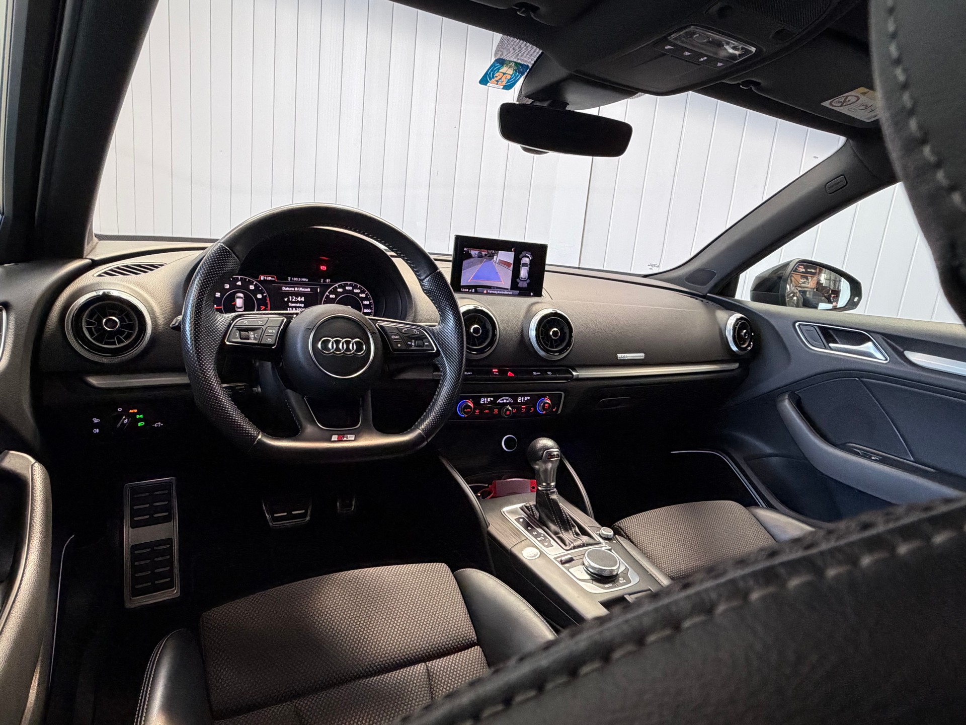 AUDI A3 Sportback 35 TFSI Sport S-tronic S-Line frisch ab MFK-image-8