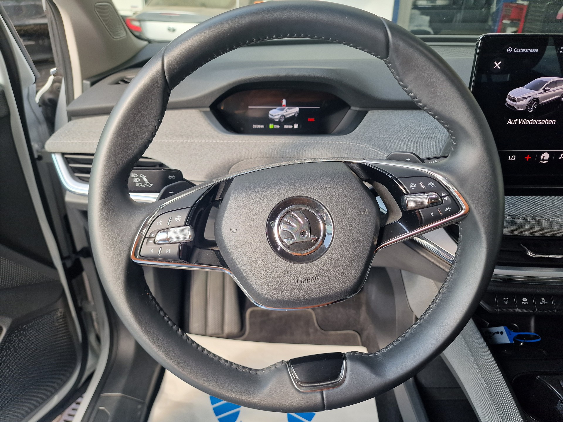 SKODA Enyaq iV 80 24Mt Gara MFK Neu-image-10