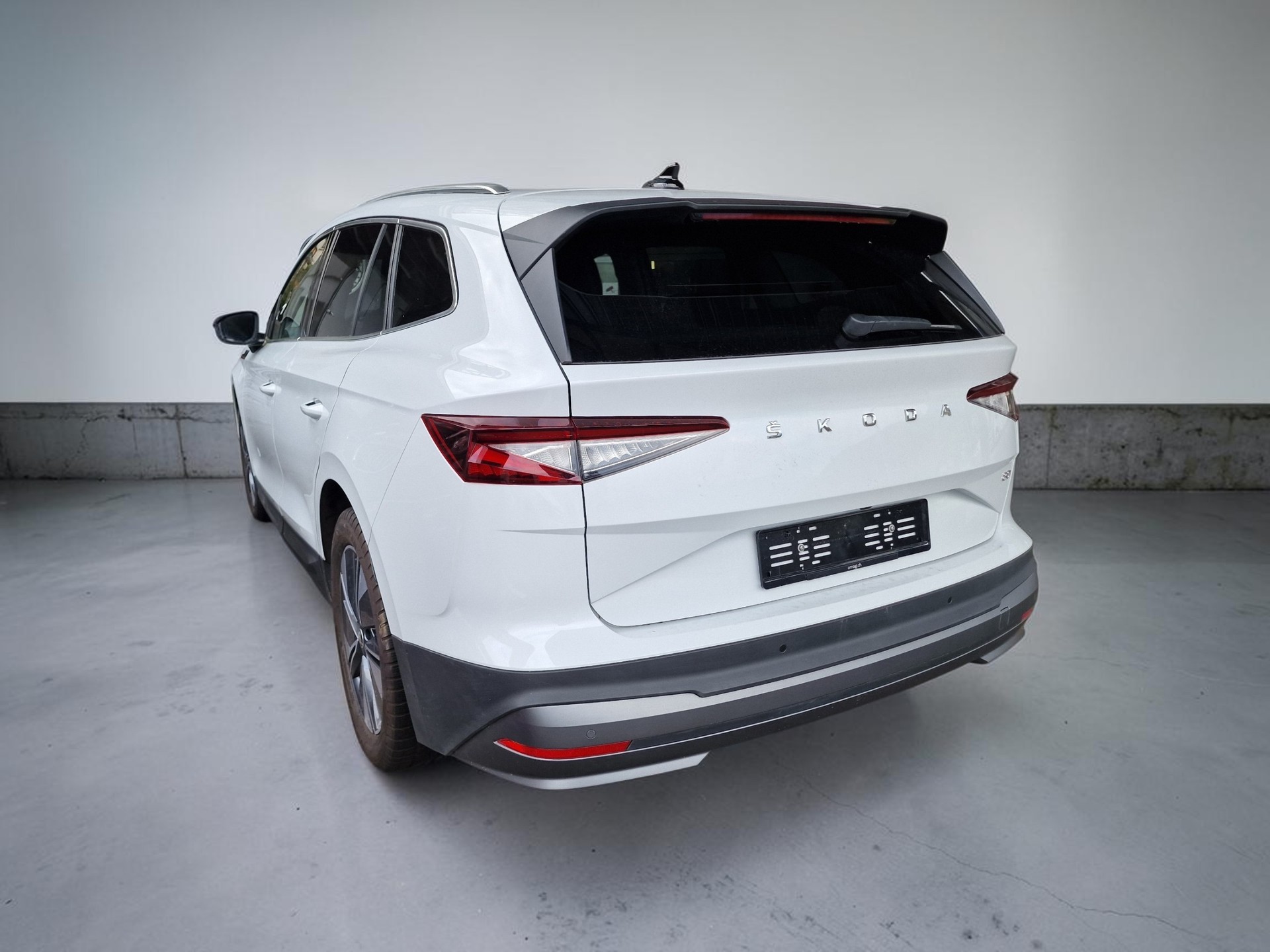 SKODA Enyaq iV 80 24Mt Gara MFK Neu-image-4