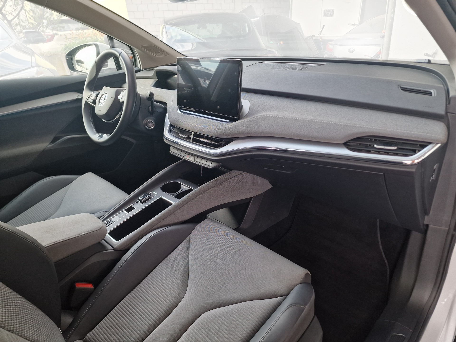 SKODA Enyaq iV 80 24Mt Gara MFK Neu-image-8