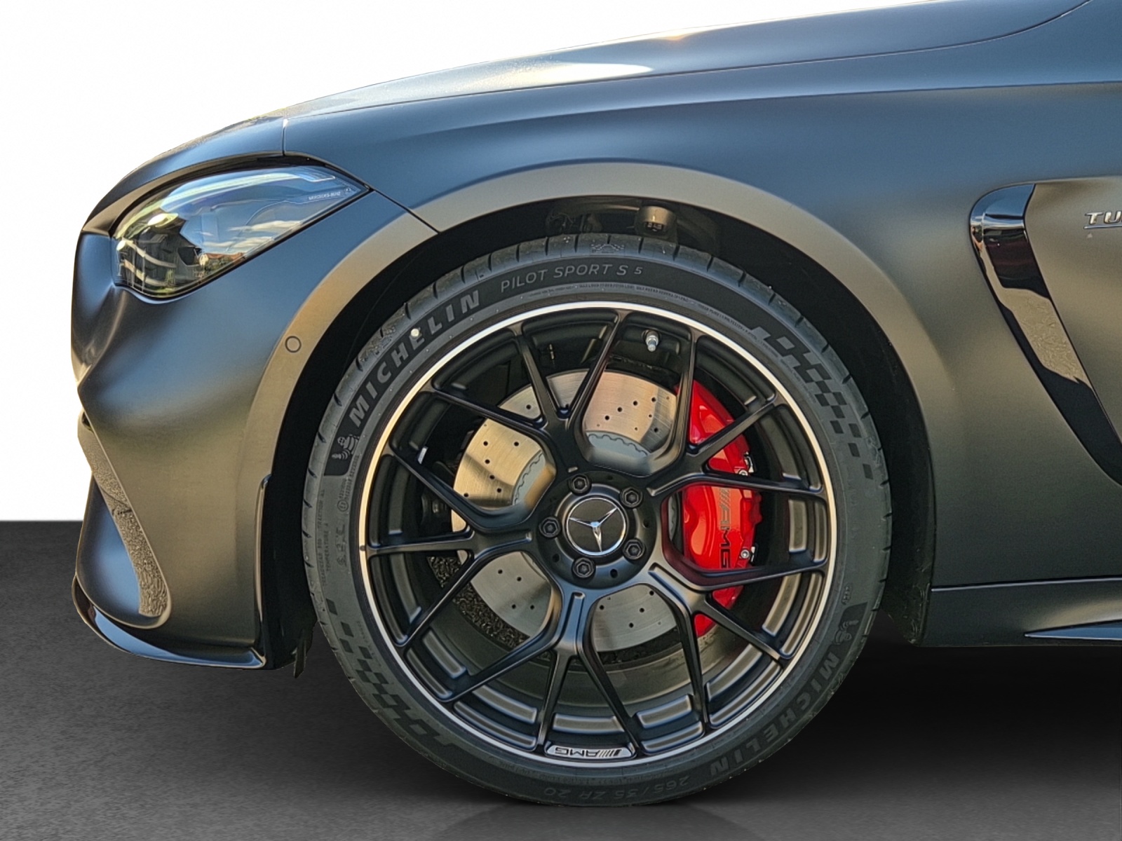 MERCEDES-BENZ CLE AMG 53 Cabrio 4Matic+ 9G-Tronic-image-21