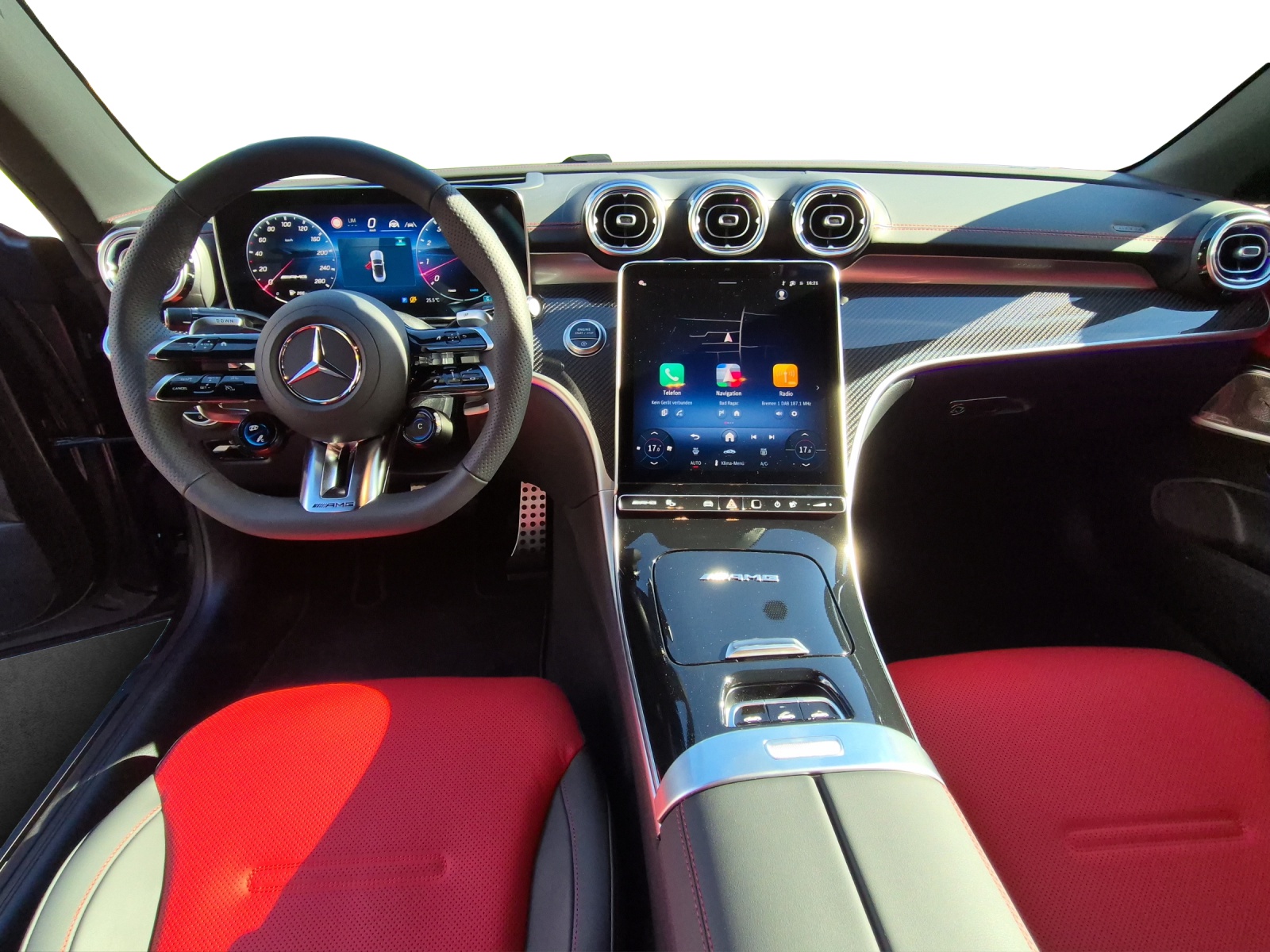 MERCEDES-BENZ CLE AMG 53 Cabrio 4Matic+ 9G-Tronic-image-8