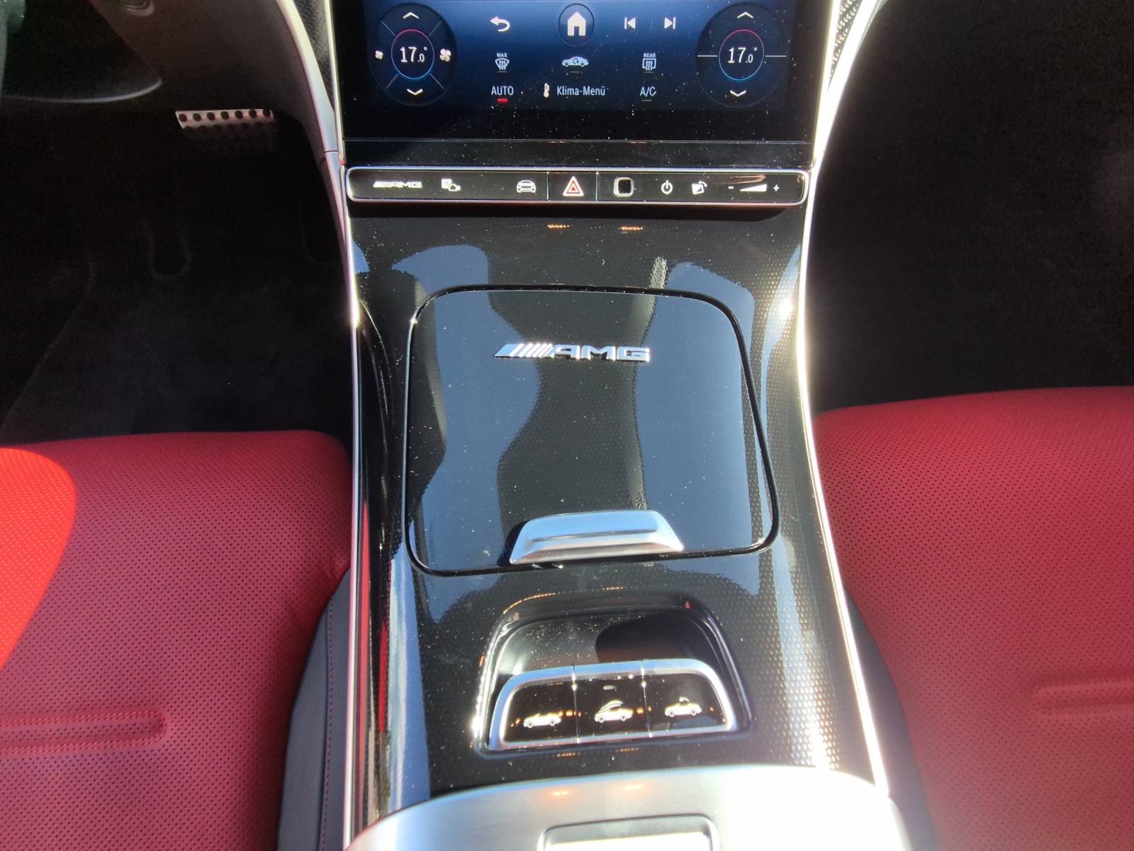 MERCEDES-BENZ CLE AMG 53 Cabrio 4Matic+ 9G-Tronic-image-12