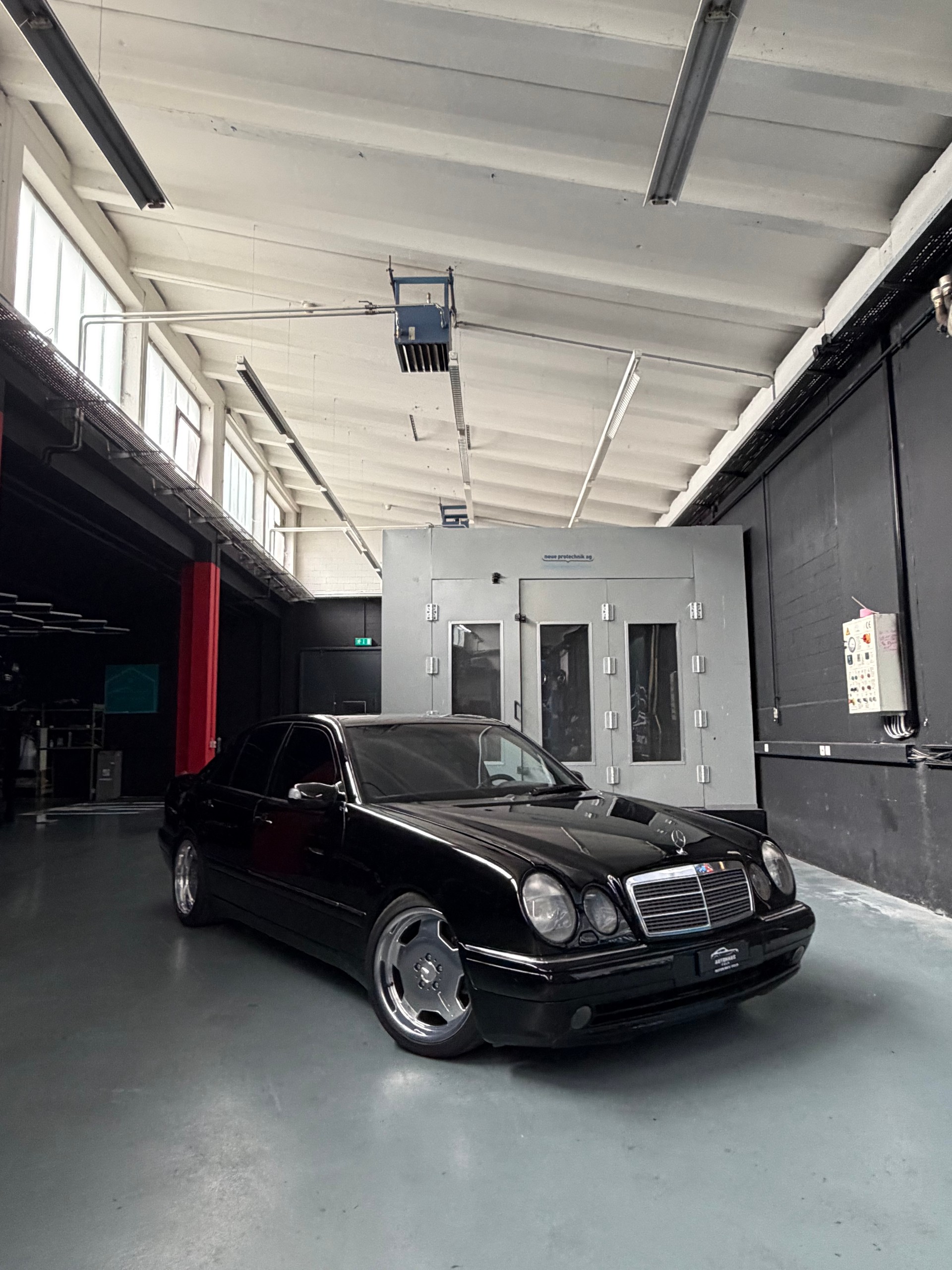 MERCEDES-BENZ E 55 AMG Avantgarde Automatic