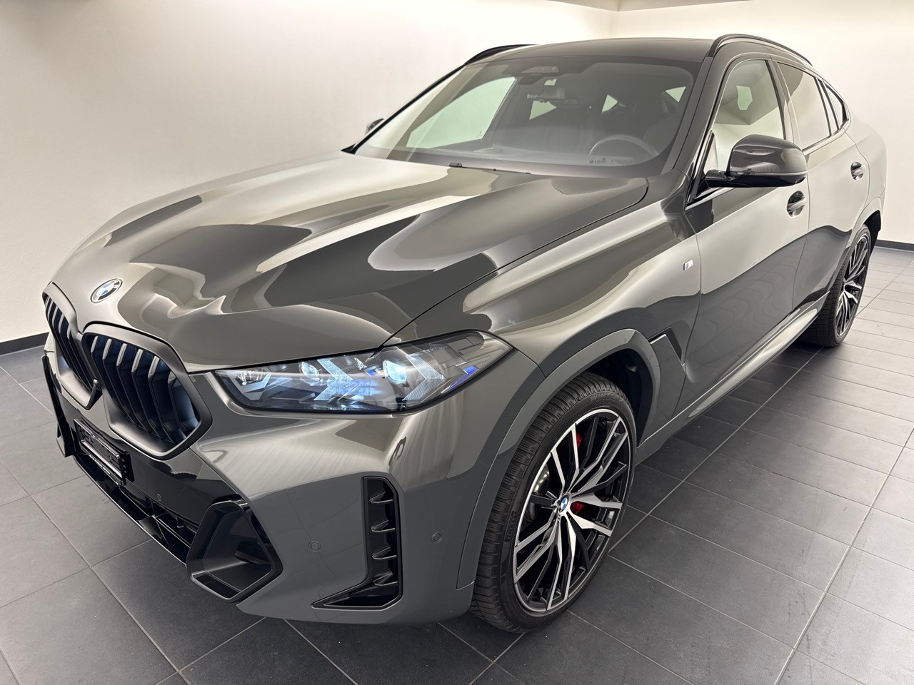 BMW X6 xDrive 48V 40d MSportPro '' inkl. AHK & Standheizung''-image-0