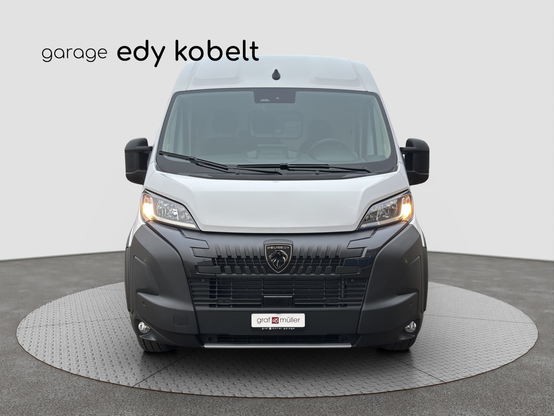 PEUGEOT e-Boxer 280 110kWh 435 L3H2-image-2