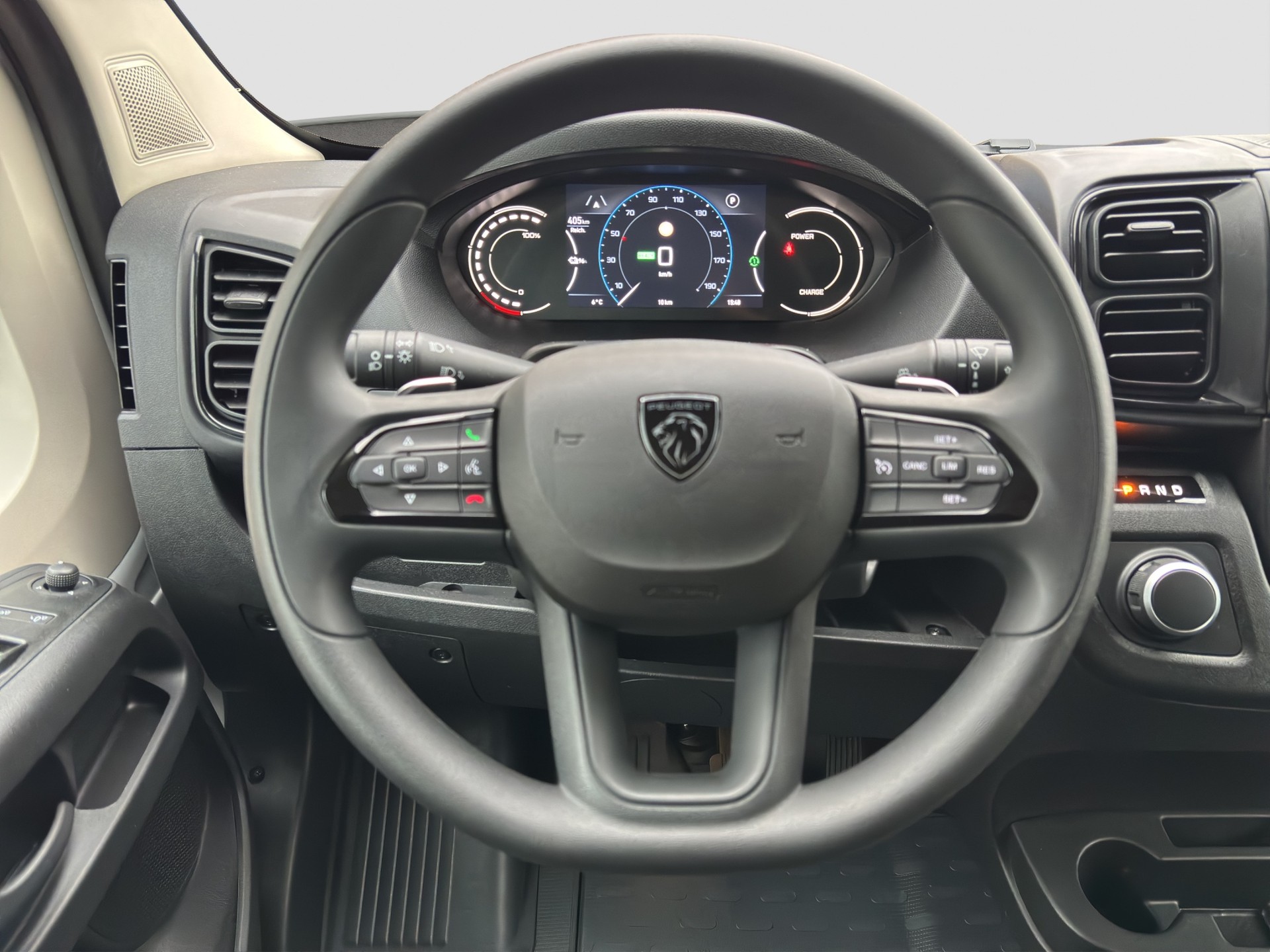 PEUGEOT e-Boxer 280 110kWh 435 L3H2-image-4