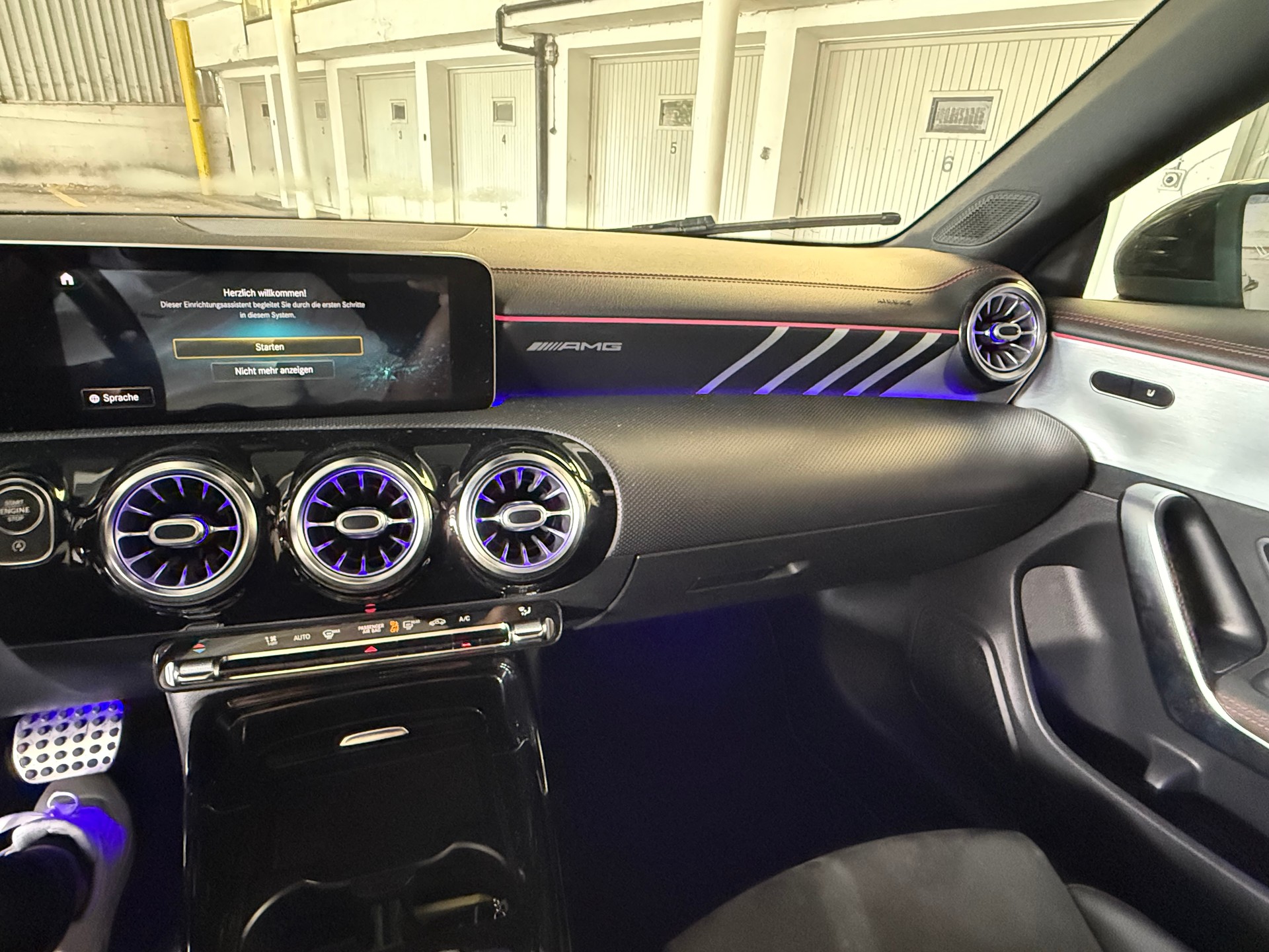 MERCEDES-BENZ CLA 45 AMG 4Matic+ 8G-DCT-image-13
