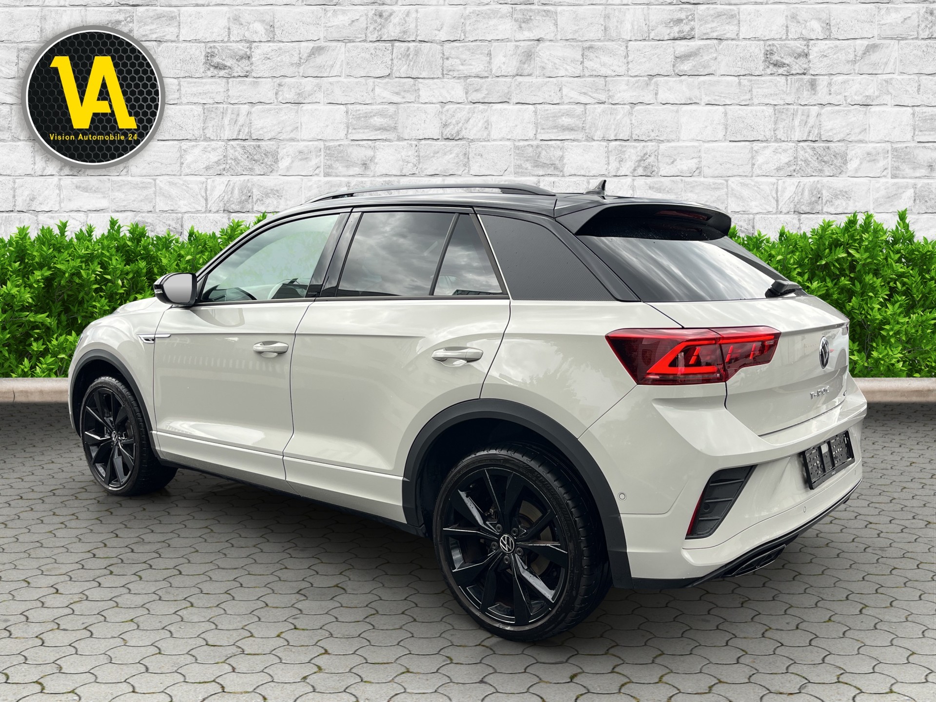 VW T-Roc 2.0 TSI R-Line DSG 4Motion-image-7