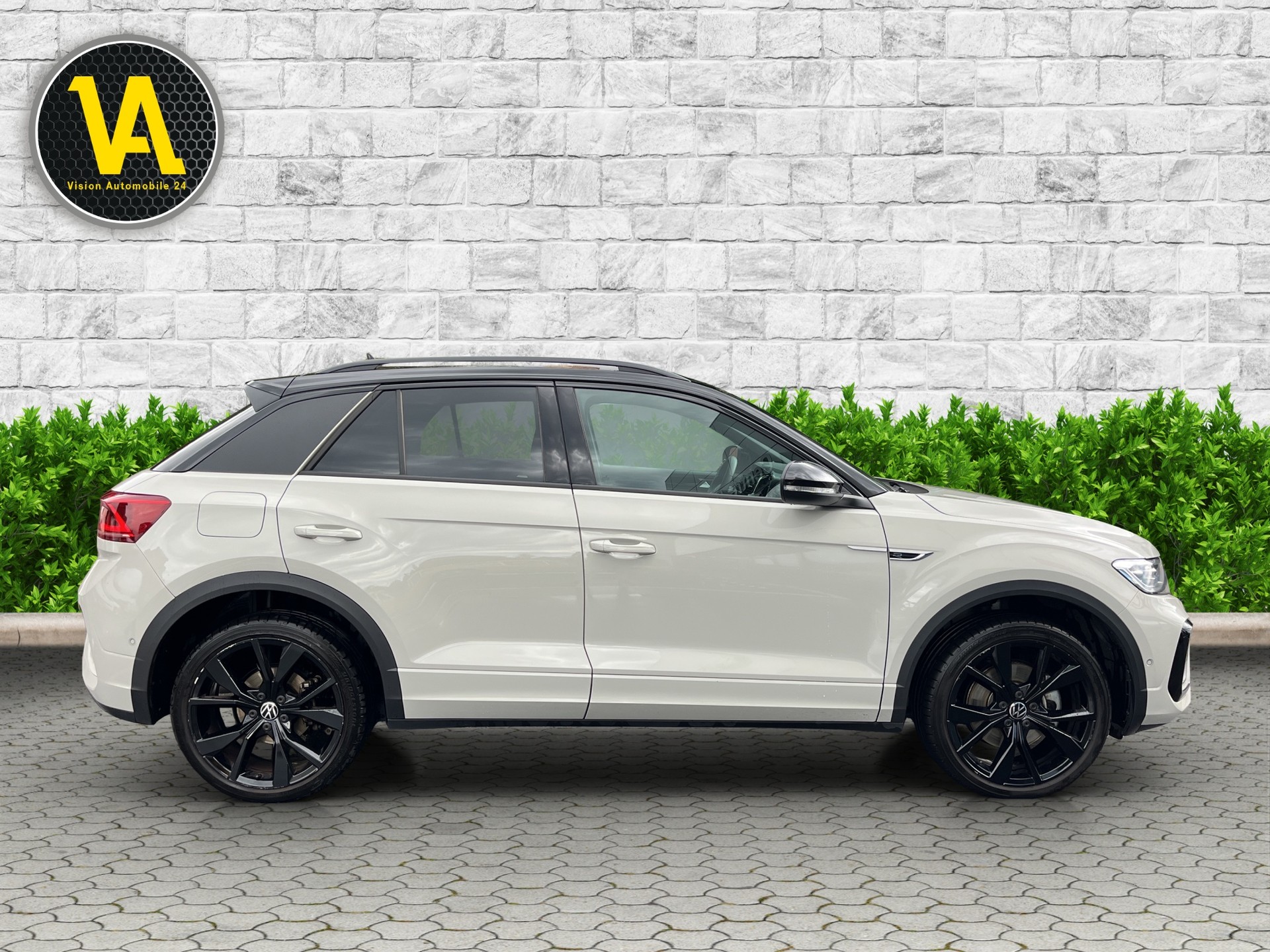 VW T-Roc 2.0 TSI R-Line DSG 4Motion-showroom-element-3