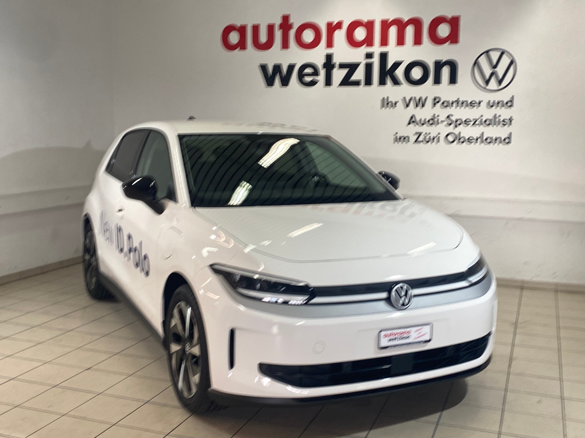 VW ID.Polo 52 kWh Life Edition One-image-1