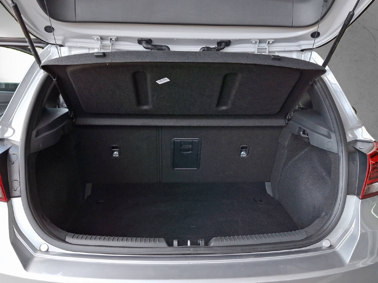 HYUNDAI i30 1.5 T-GDi Vertex-image-5