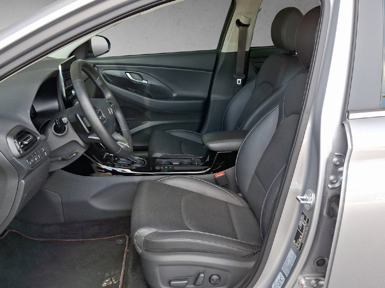 HYUNDAI i30 1.5 T-GDi Vertex-image-6