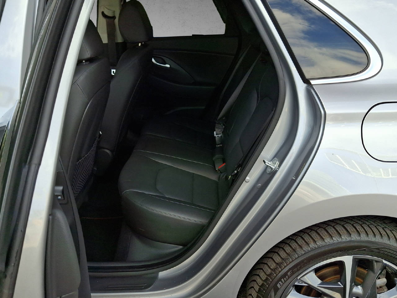 HYUNDAI i30 1.5 T-GDi Vertex-image-12