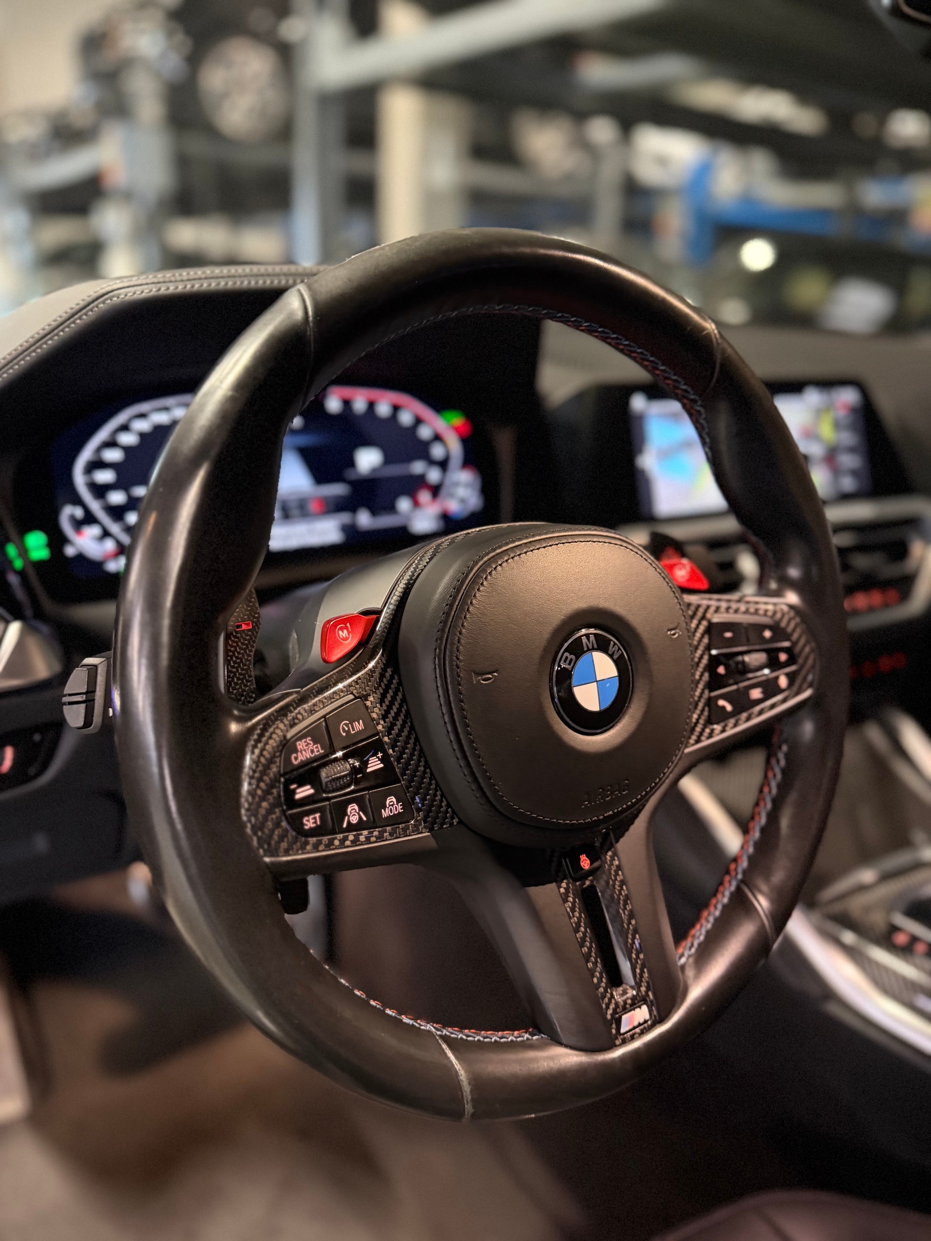 BMW M4 Coupé Competition *Individual - CH VHC*-image-8