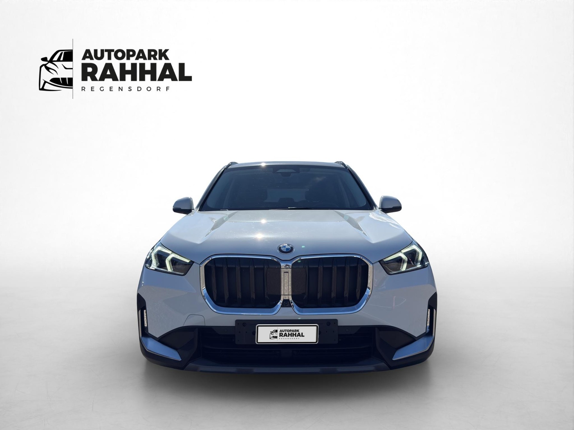 BMW X1 20d xDrive * GARANTIE INKLUSIVE * ANHÄNGERKUPPLUNG * PACK INNOVATION * 360° KAMERA *-image-2