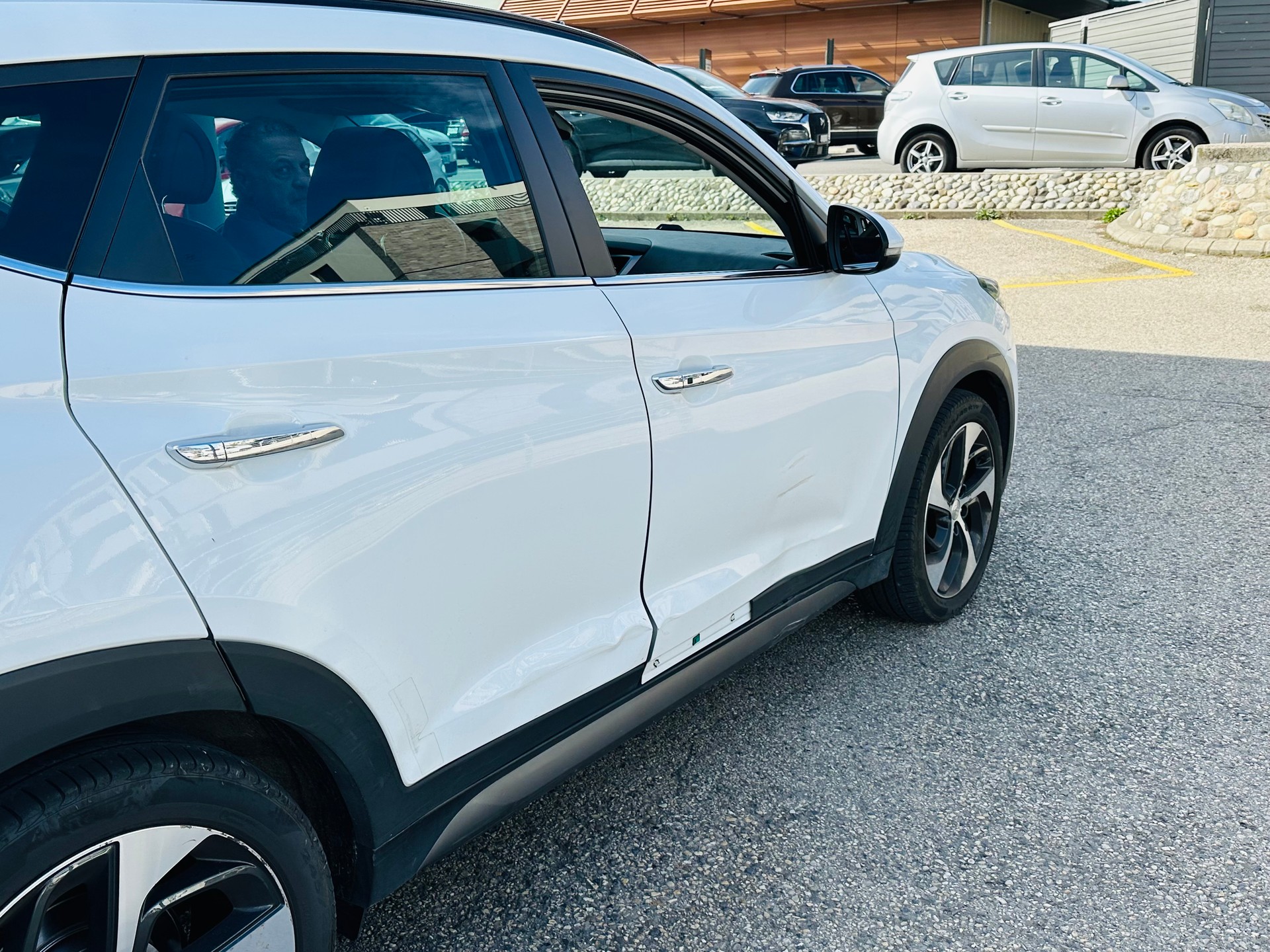 HYUNDAI Tucson 2.0 CRDI Vertex 4WD-image-17