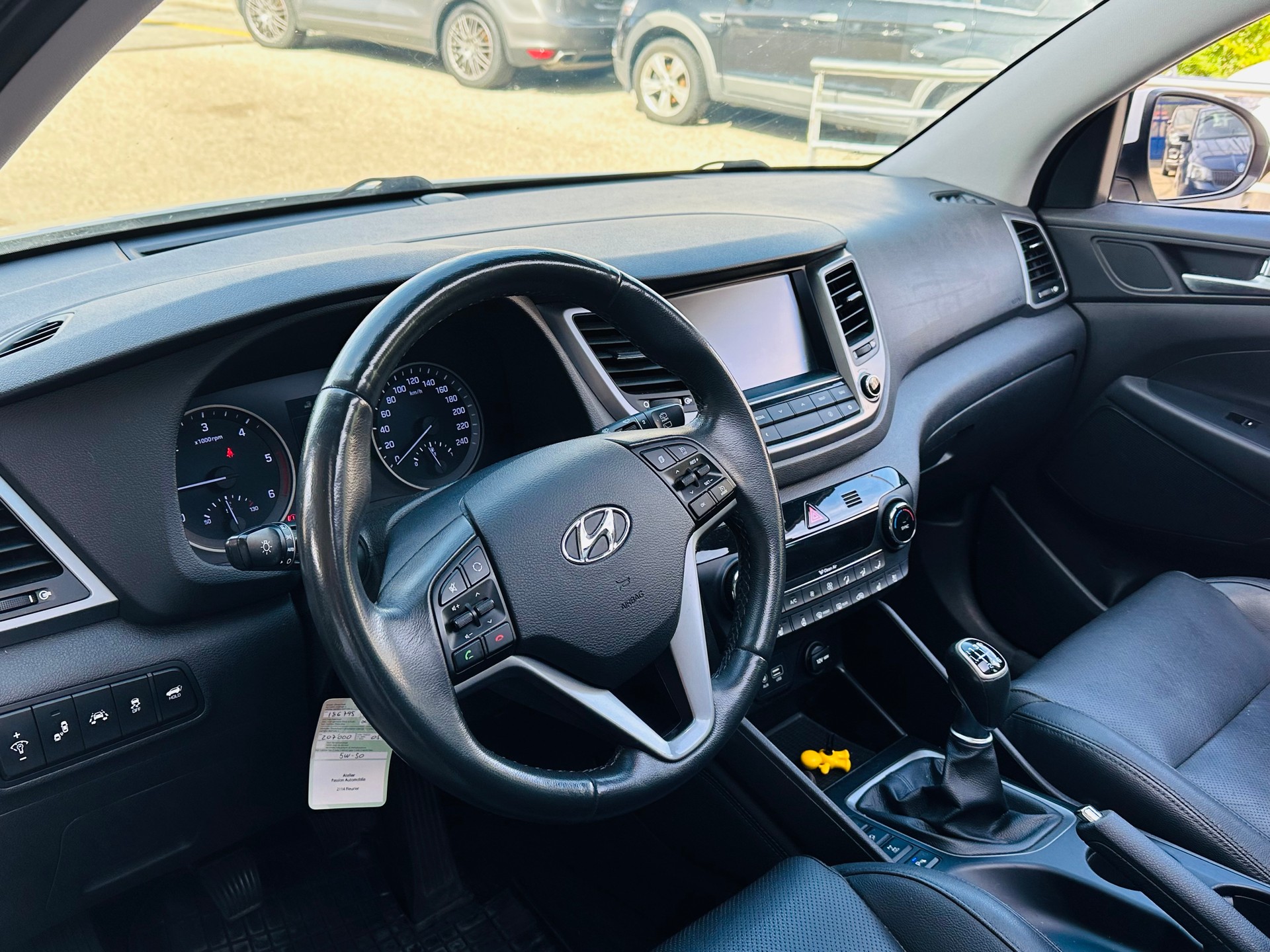 HYUNDAI Tucson 2.0 CRDI Vertex 4WD-image-11