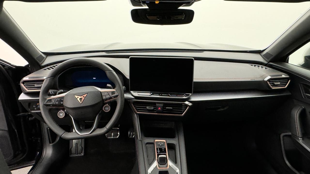 CUPRA Formentor 2.0TSI VZ Black Edtion-image-5