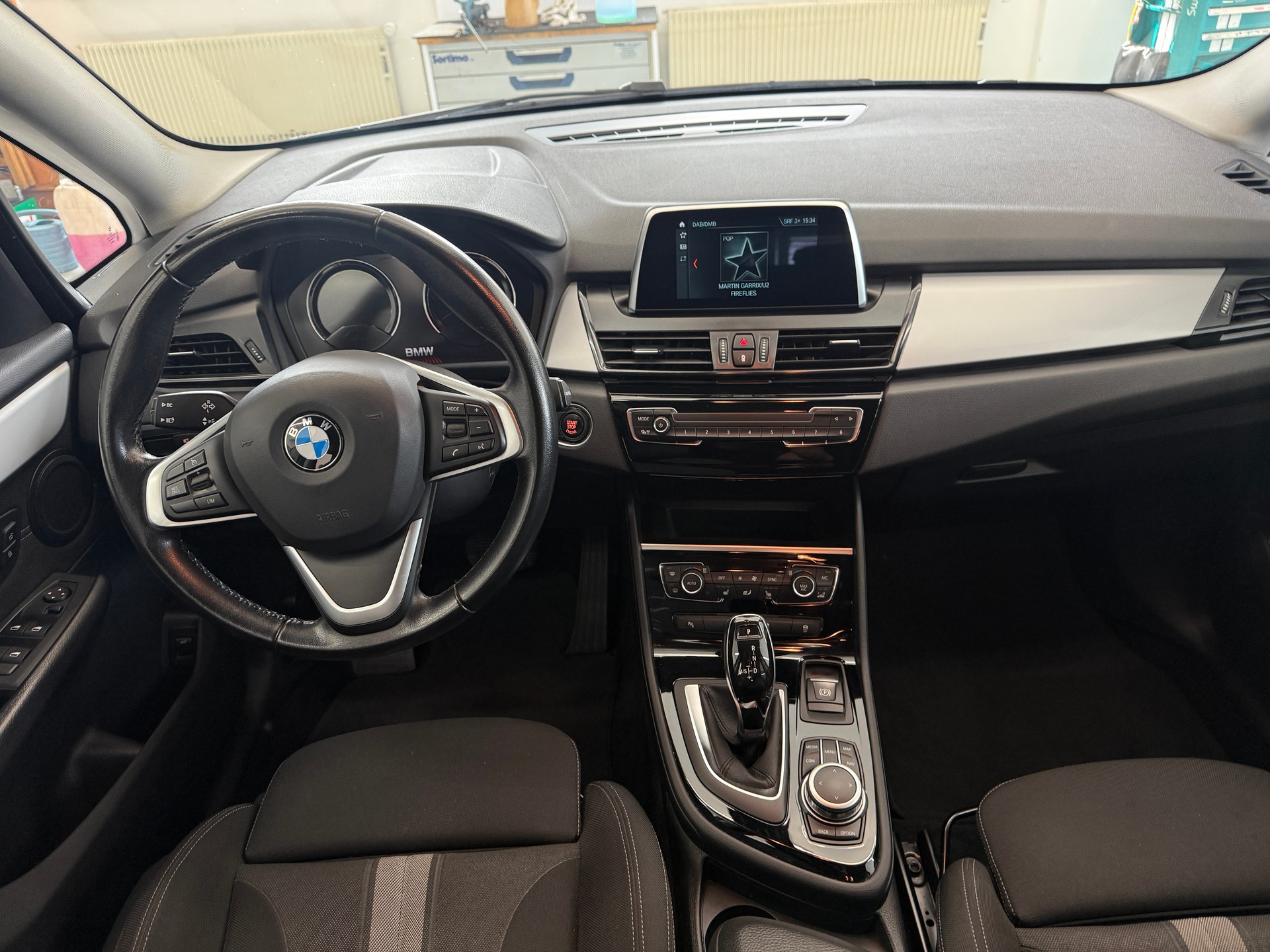 BMW 218d xDrive Gran Tourer Steptronic-image-6