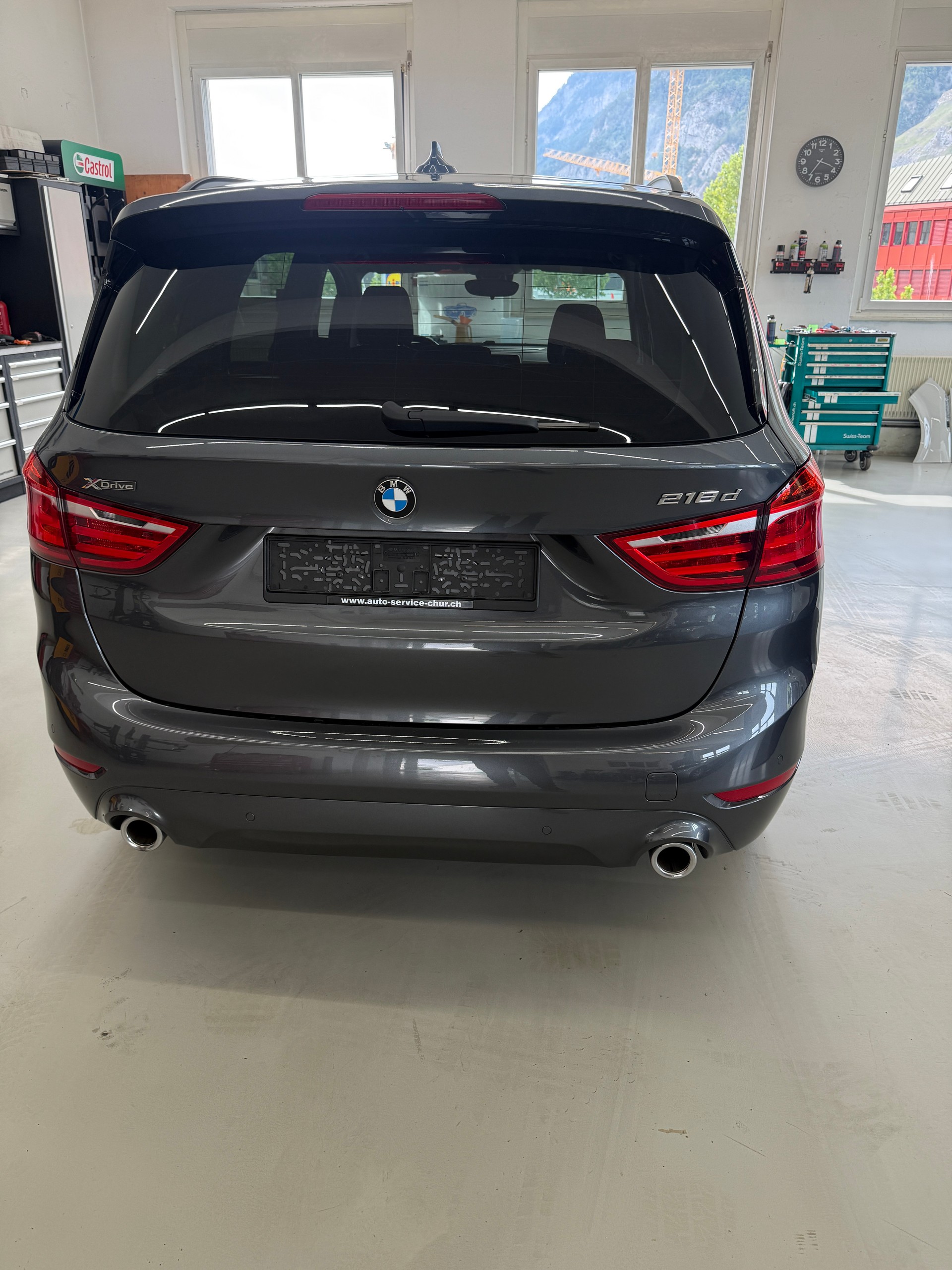 BMW 218d xDrive Gran Tourer Steptronic-image-3