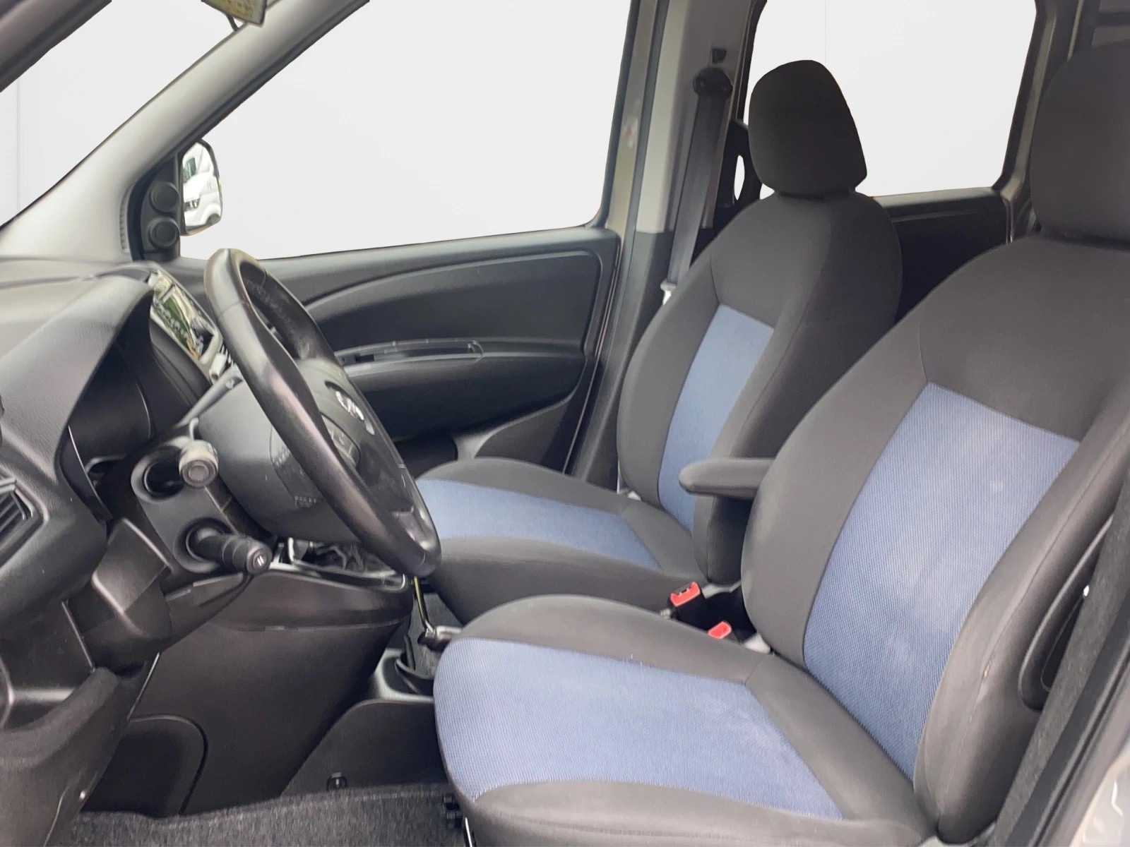 OPEL Combo 1.4 Turbo Cosmo L1H1-image-20
