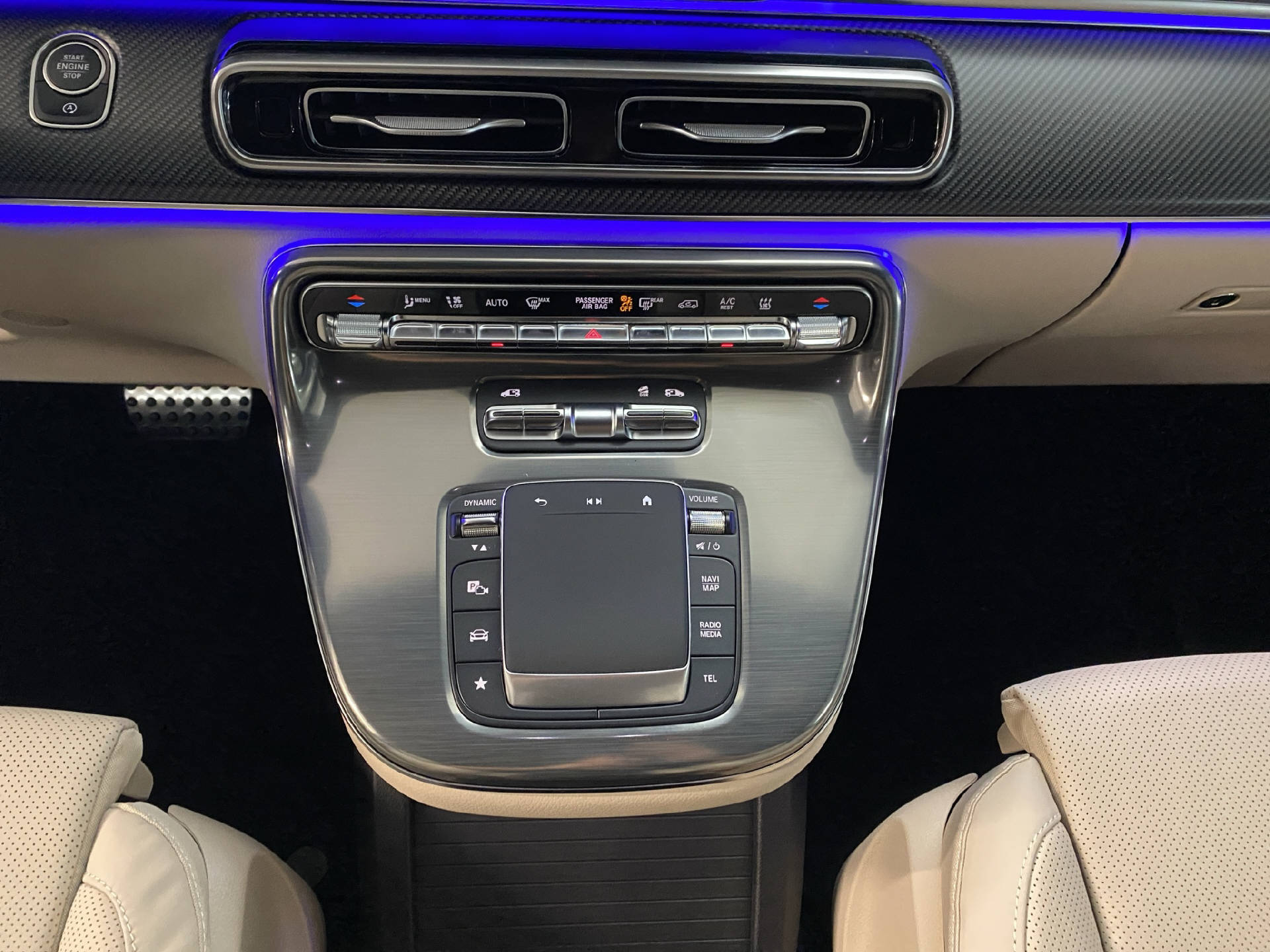 MERCEDES-BENZ V 300 d Exclusive Swiss Edit.-image-9