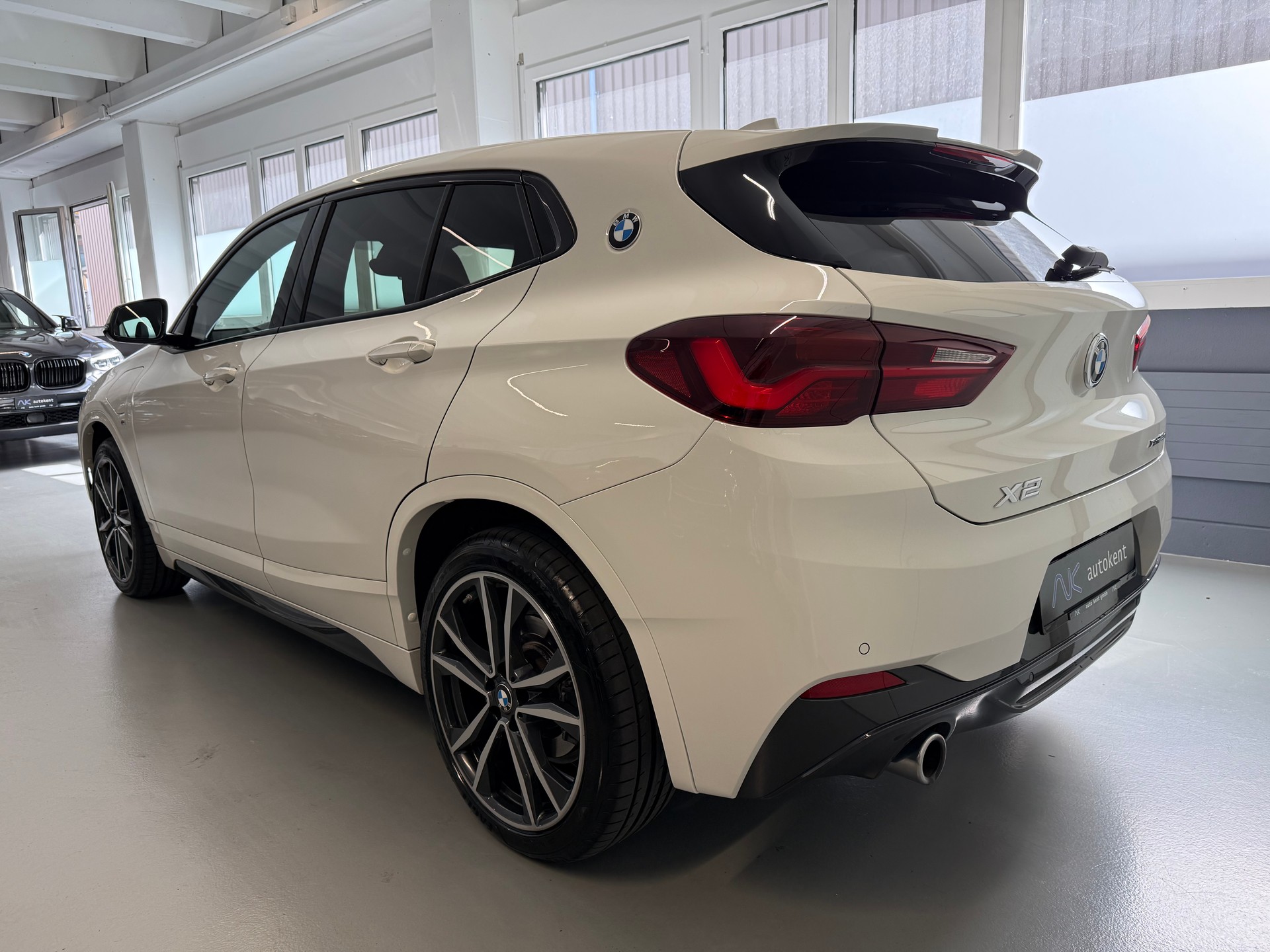 BMW X2 xDrive 25e M Sport Steptronic-image-3