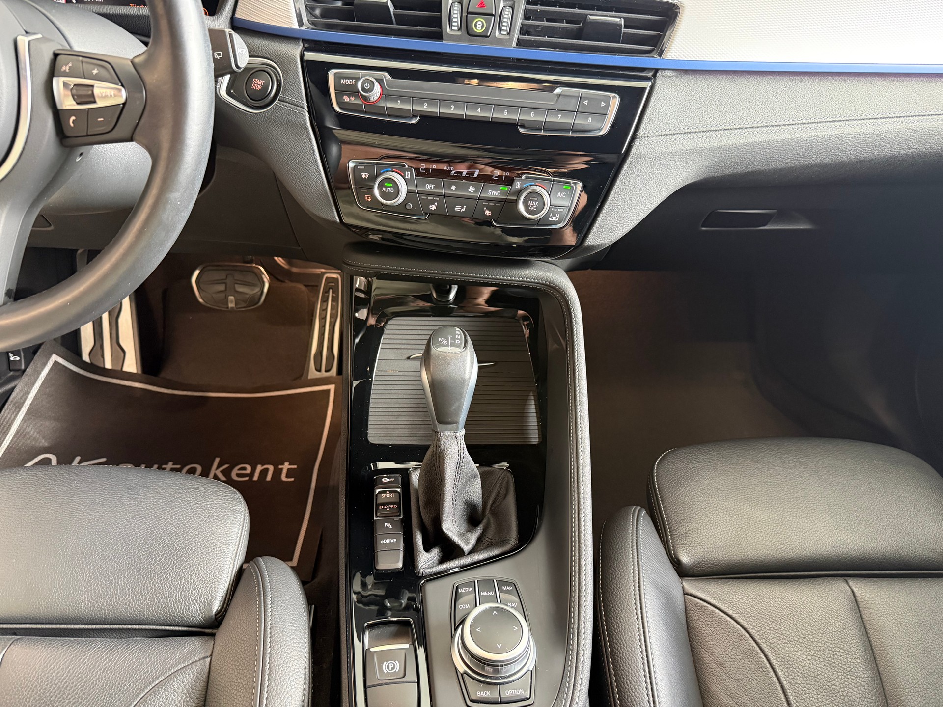 BMW X2 xDrive 25e M Sport Steptronic-image-10