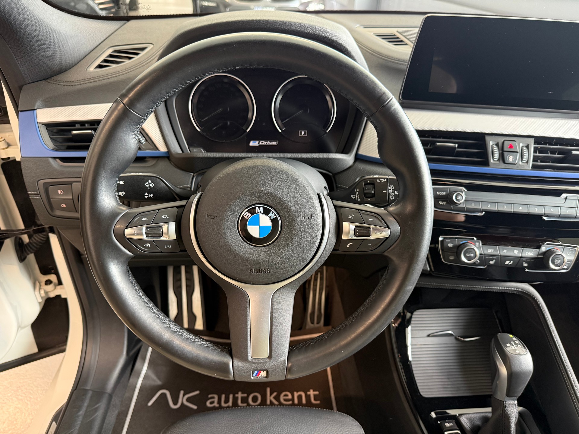 BMW X2 xDrive 25e M Sport Steptronic-image-7