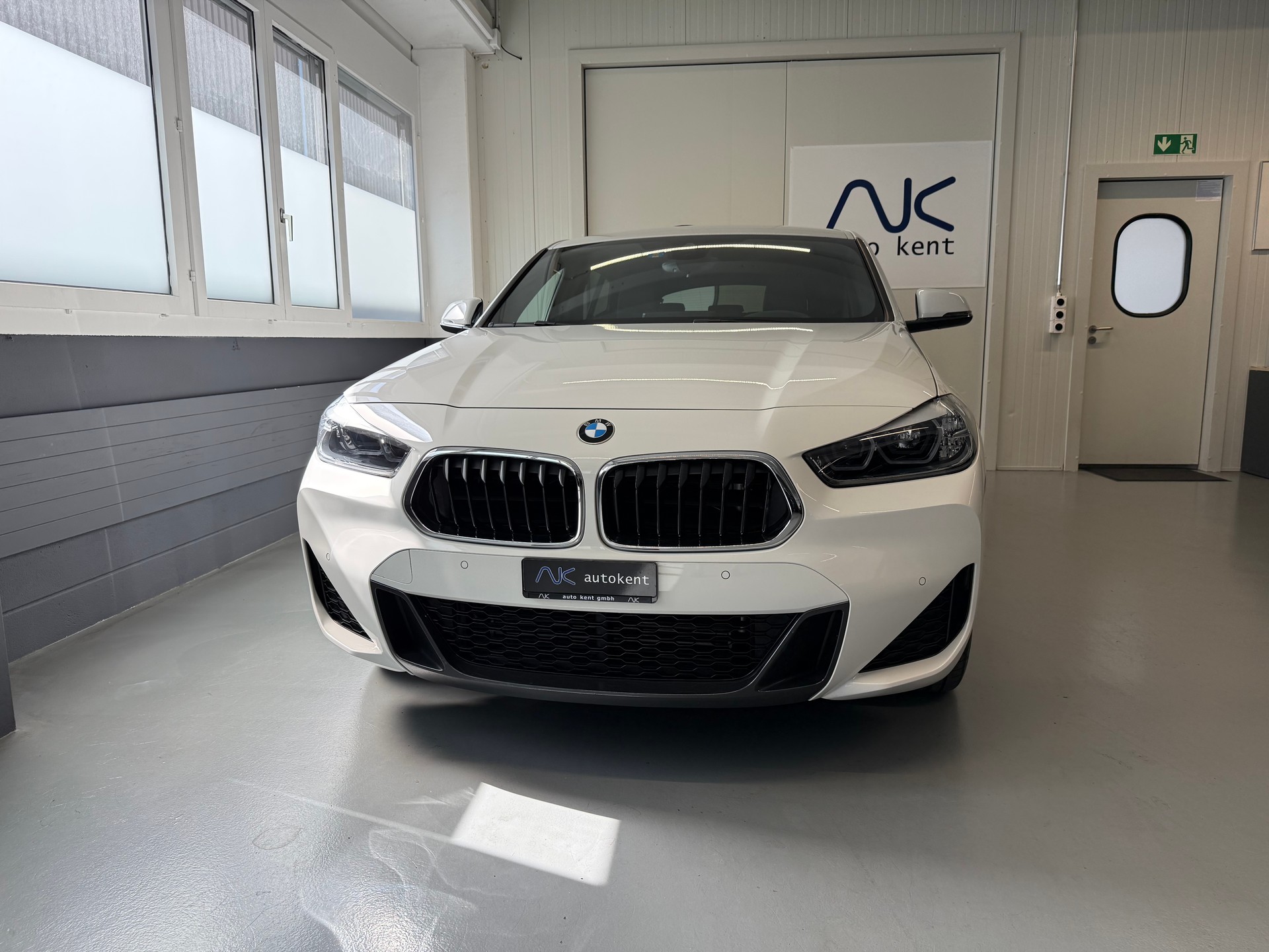 BMW X2 xDrive 25e M Sport Steptronic-image-1