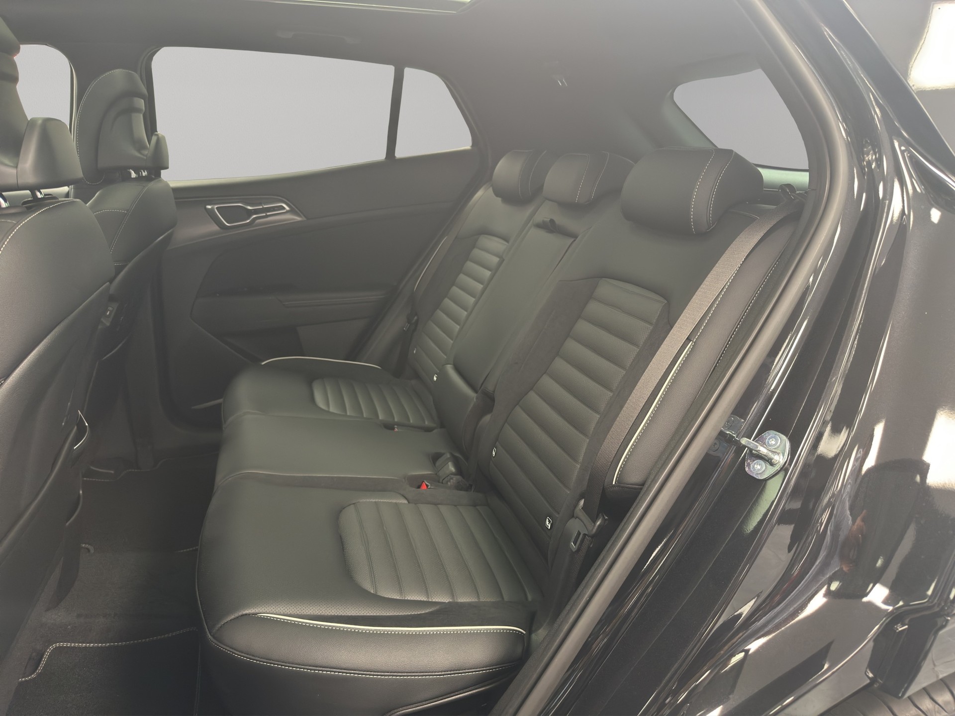 KIA Sportage 1.6 T-GDi PHEV GT-Line-image-20