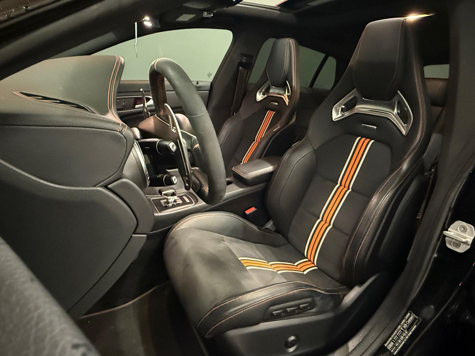 MERCEDES-BENZ CLA Shooting Brake 45 AMG 4Matic Speedshift-image-9