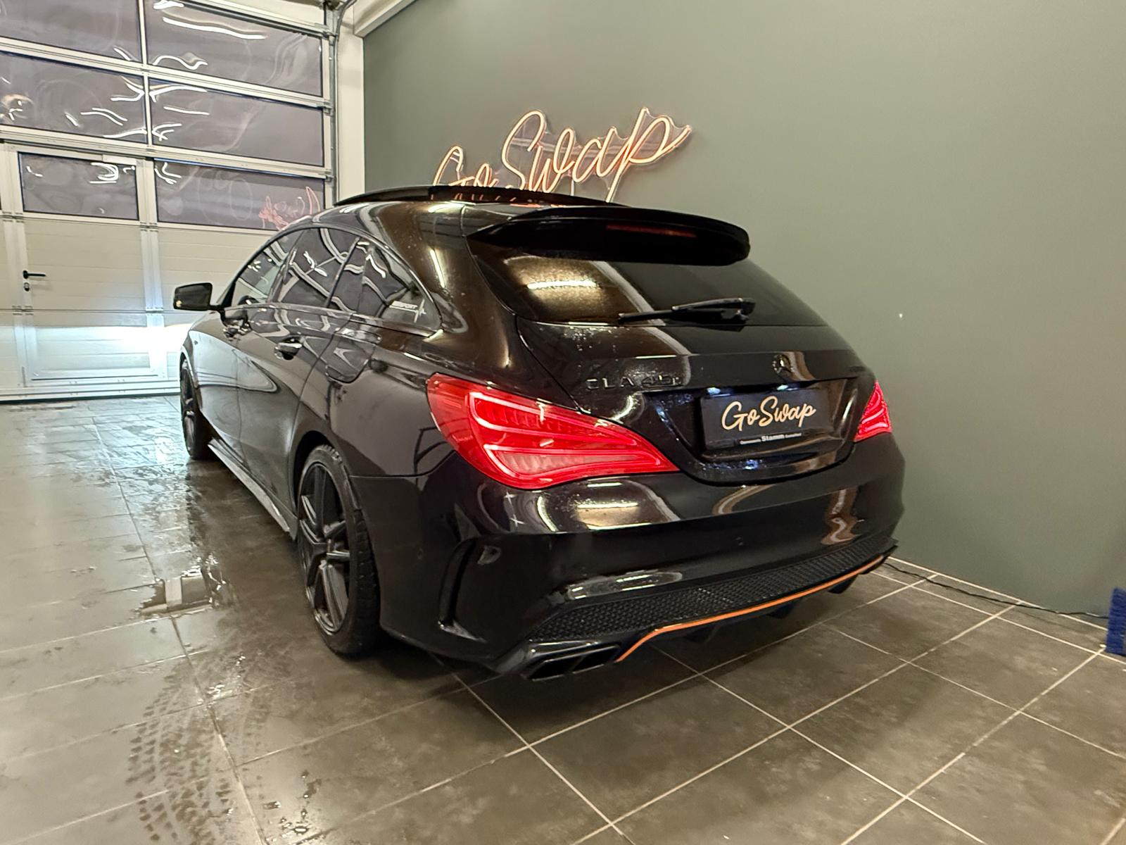 MERCEDES-BENZ CLA Shooting Brake 45 AMG 4Matic Speedshift-image-3