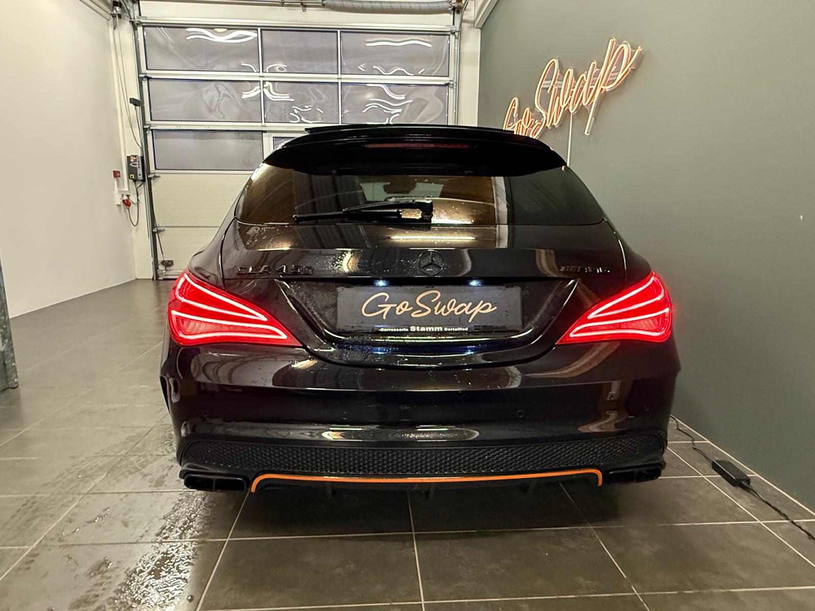 MERCEDES-BENZ CLA Shooting Brake 45 AMG 4Matic Speedshift-image-4