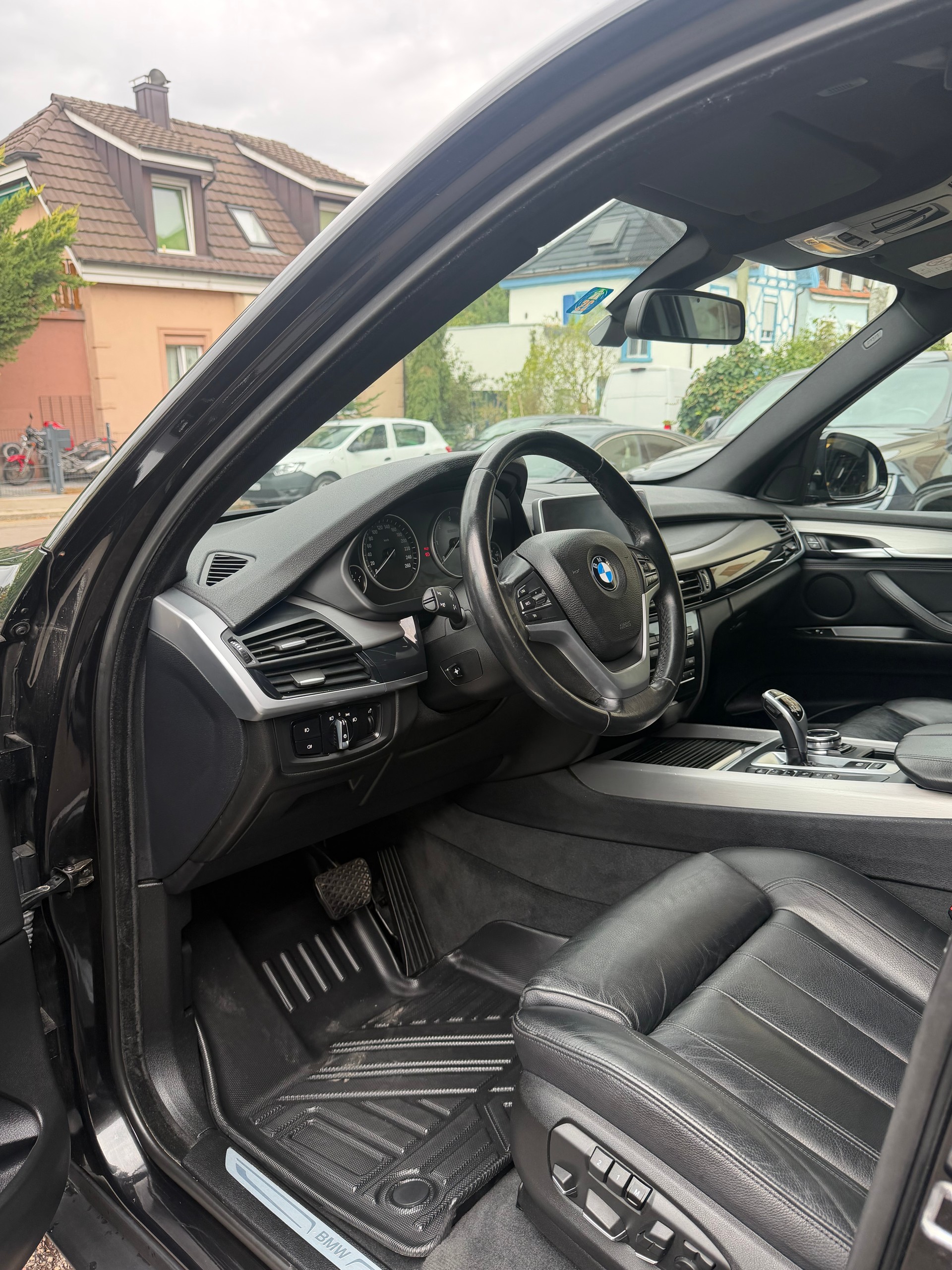 BMW X5 xDrive 40d Steptronic-image-10