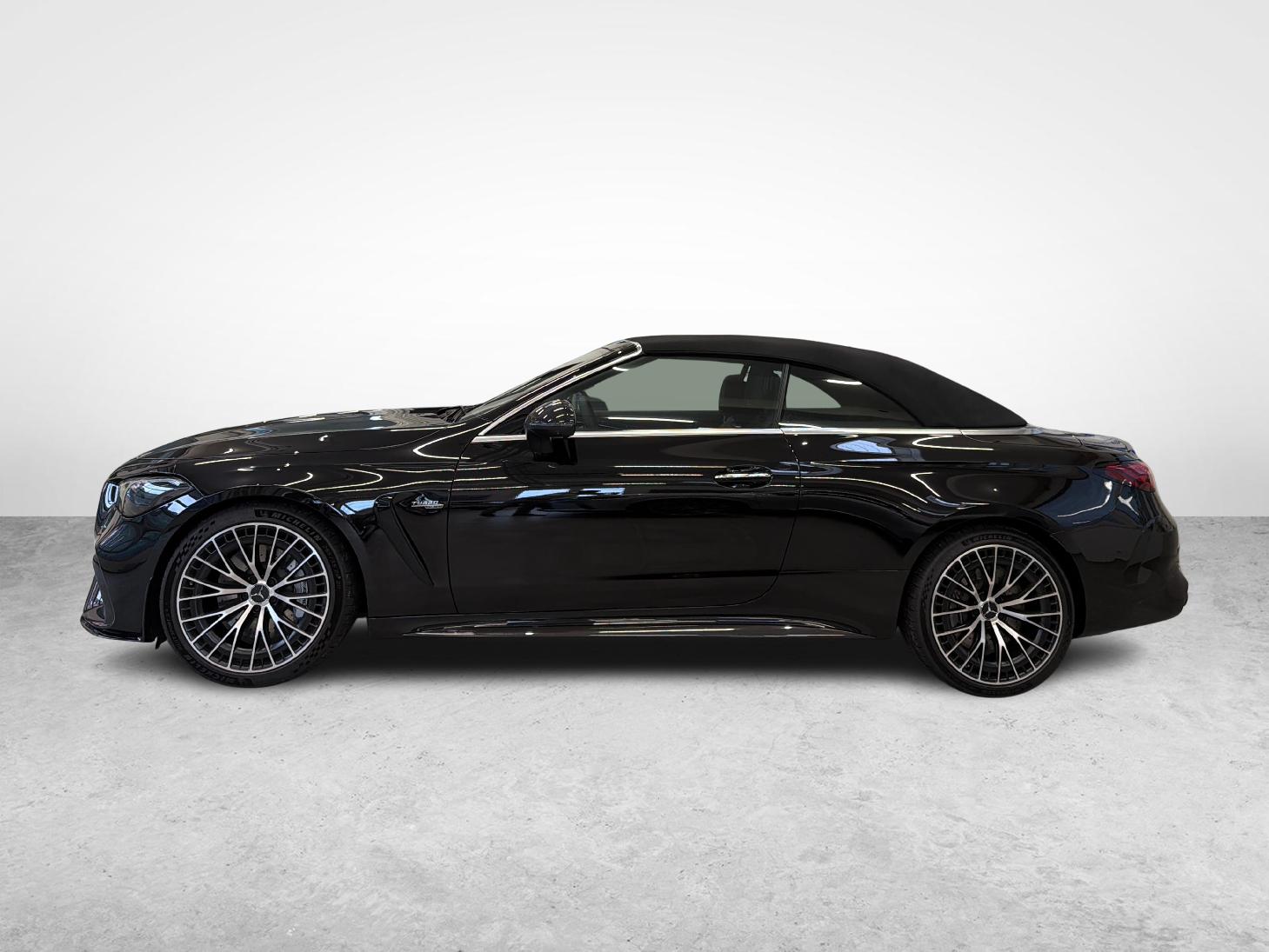 MERCEDES-BENZ CLE 53 AMG 4matic+ Cabriolet-showroom-element-2