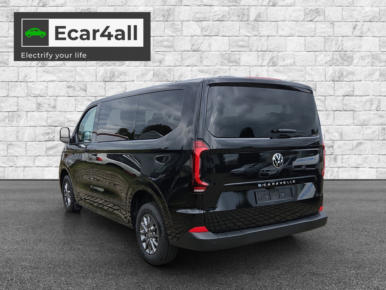 VW Caravelle BEV-image-2